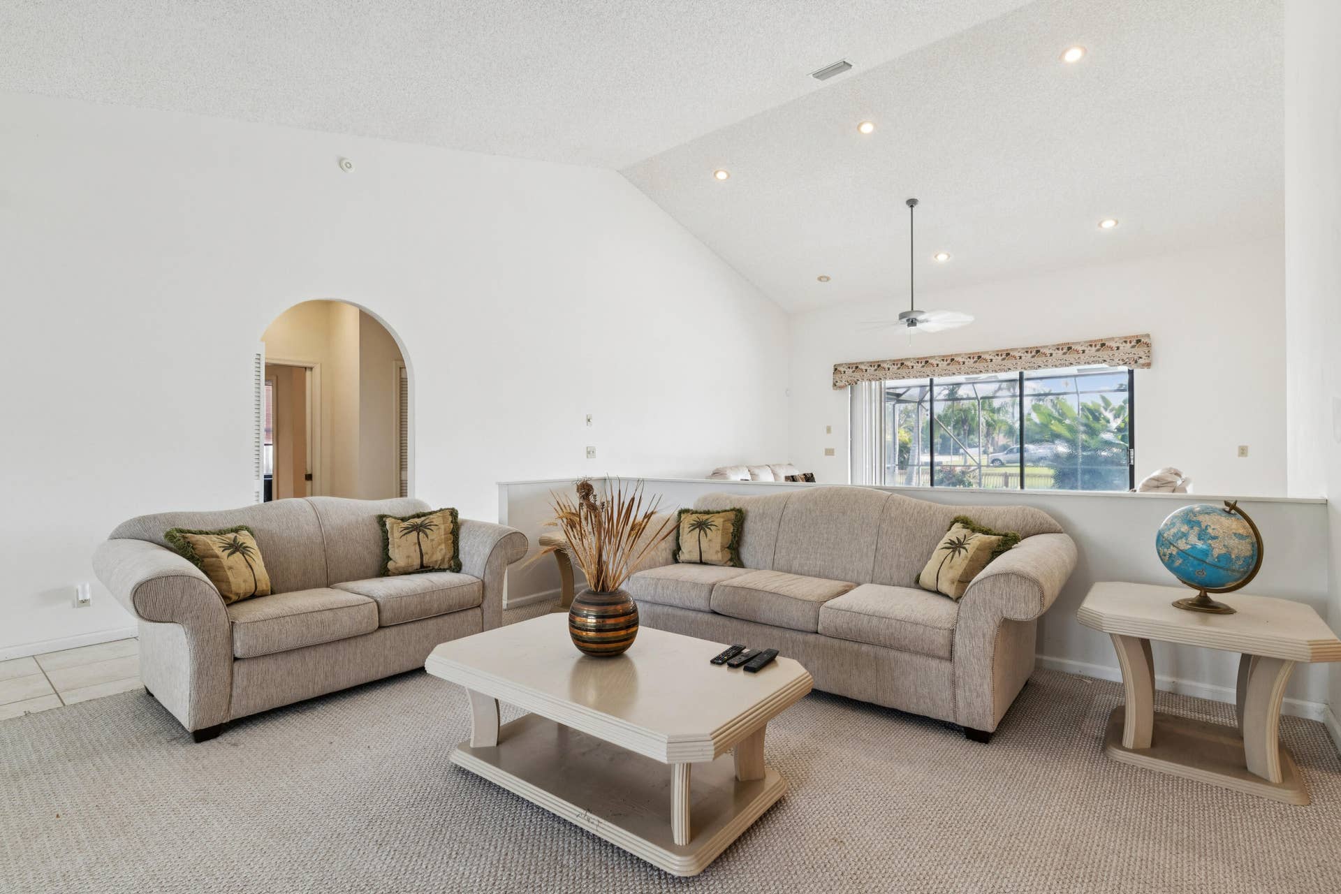 1240 NW 100TH Way NW, Plantation, FL 33322 1240_NW_100th_Way_009