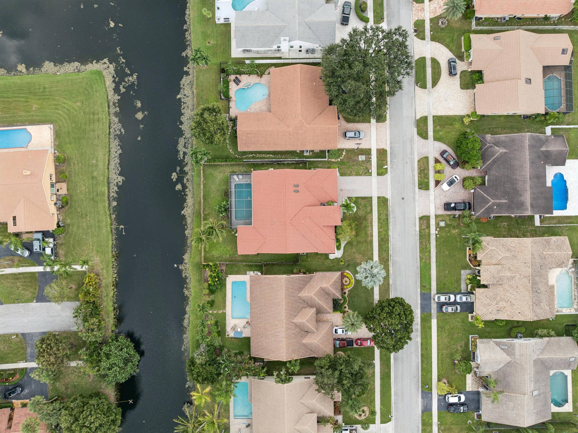 1240 NW 100TH Way NW, Plantation, FL 33322 1240_NW_100th_Way_046