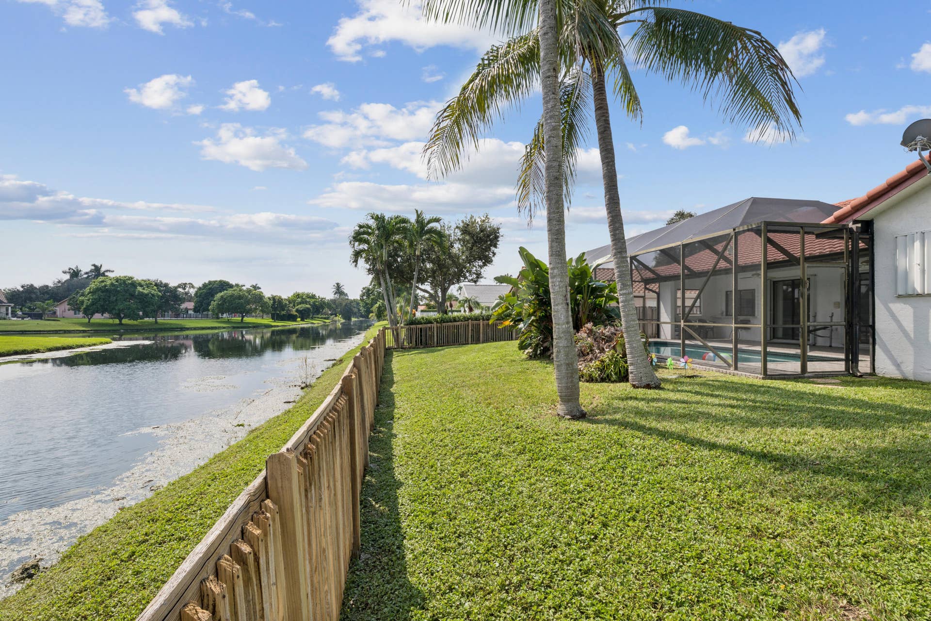 1240 NW 100TH Way NW, Plantation, FL 33322 1240_NW_100th_Way_037