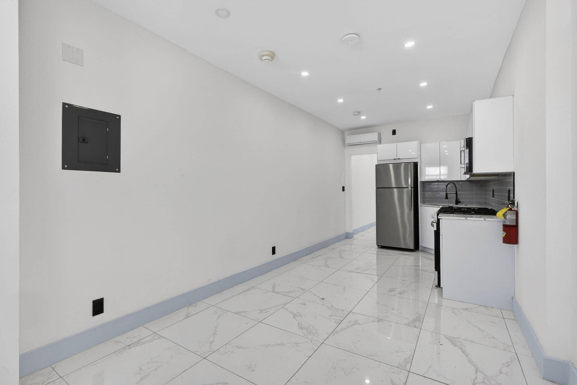 324 20th Street, #Unit 320, West Palm Beach, FL 33407 84-web-or-mls-BS1A4879