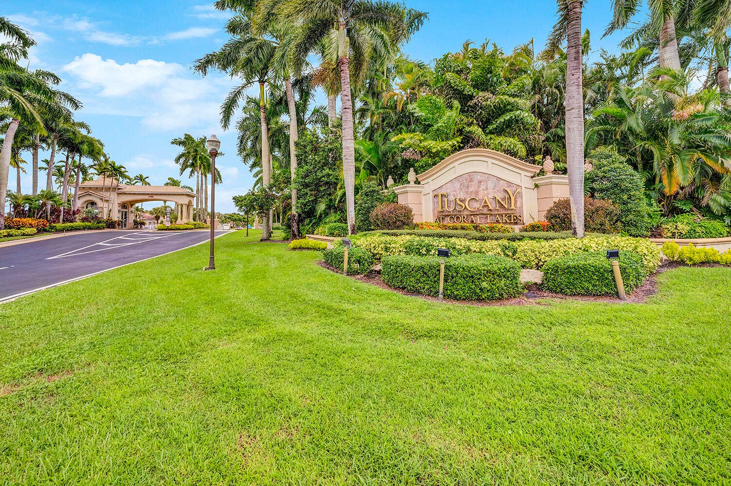 12636 Via Ravenna, Boynton Beach, FL 33436 Community Entrance