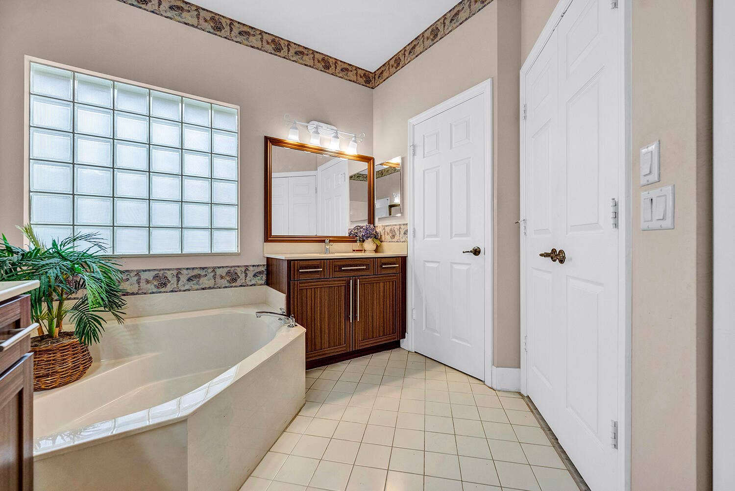 12636 Via Ravenna, Boynton Beach, FL 33436 Primary Bath