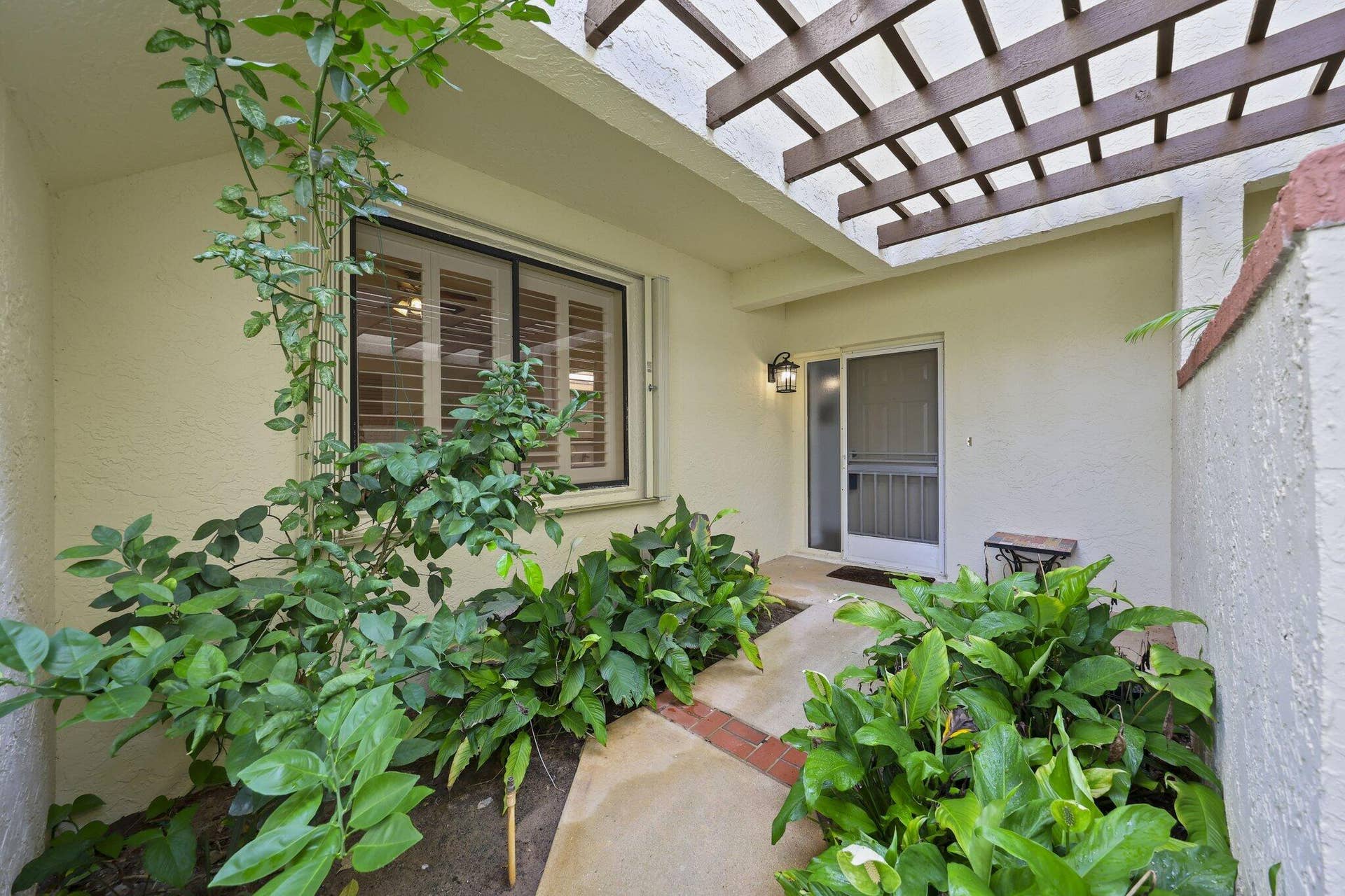 403 Sea Oats Drive, #B, Juno Beach, FL 33408 403 Sea Oats Drive - 37.jpg-SMALL