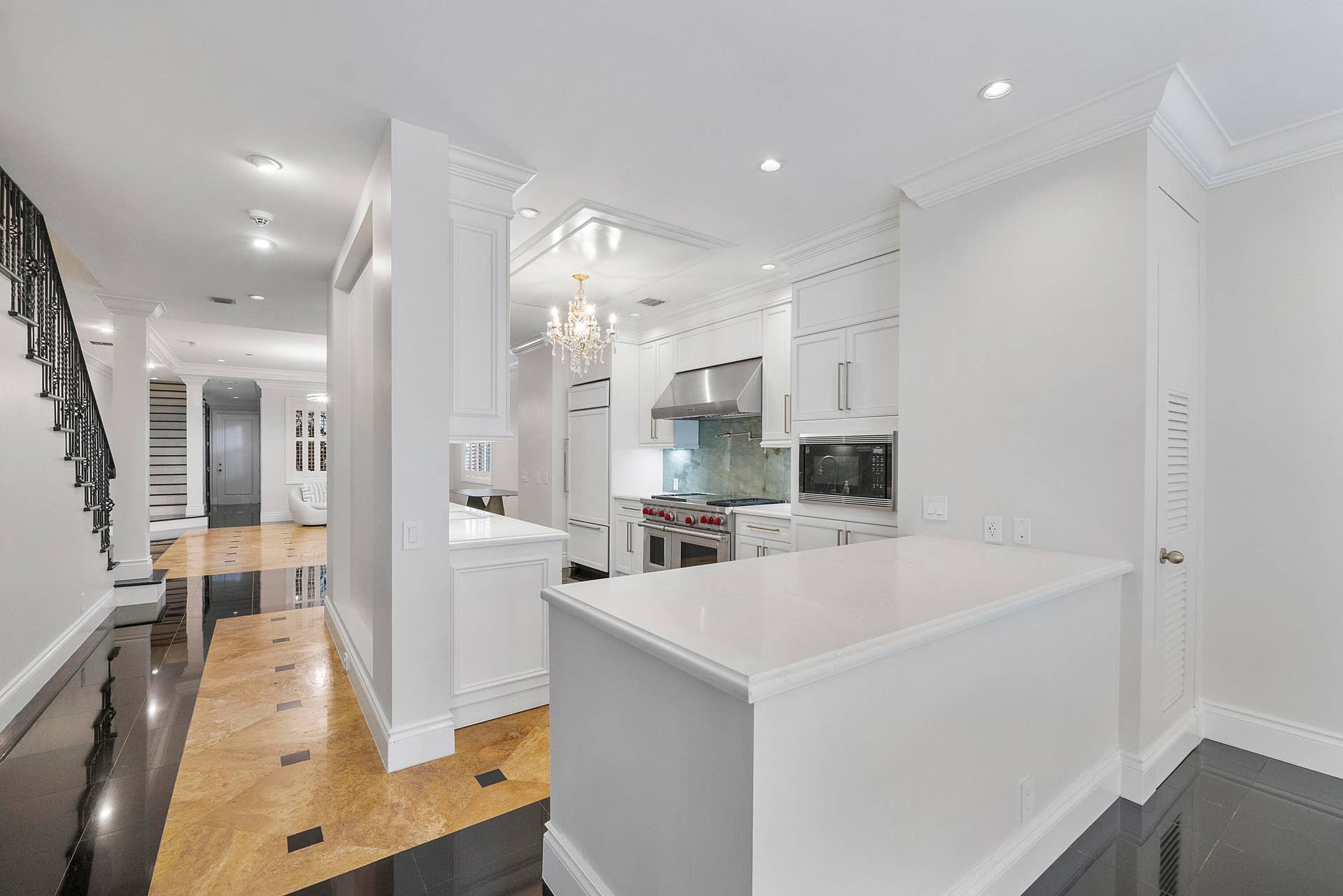 1107 Ne 2nd St_029