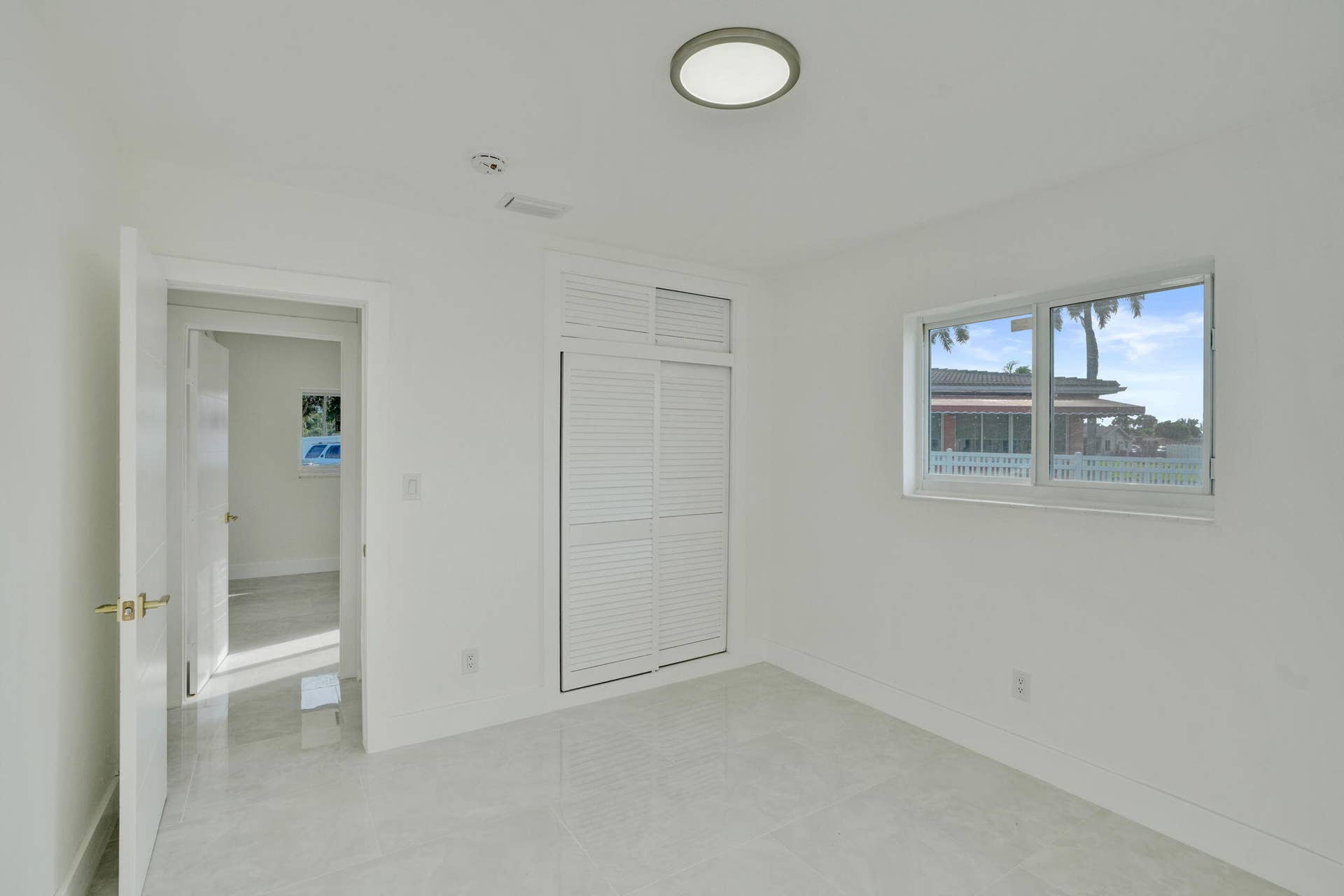 70-web-or-mls-DSC04345