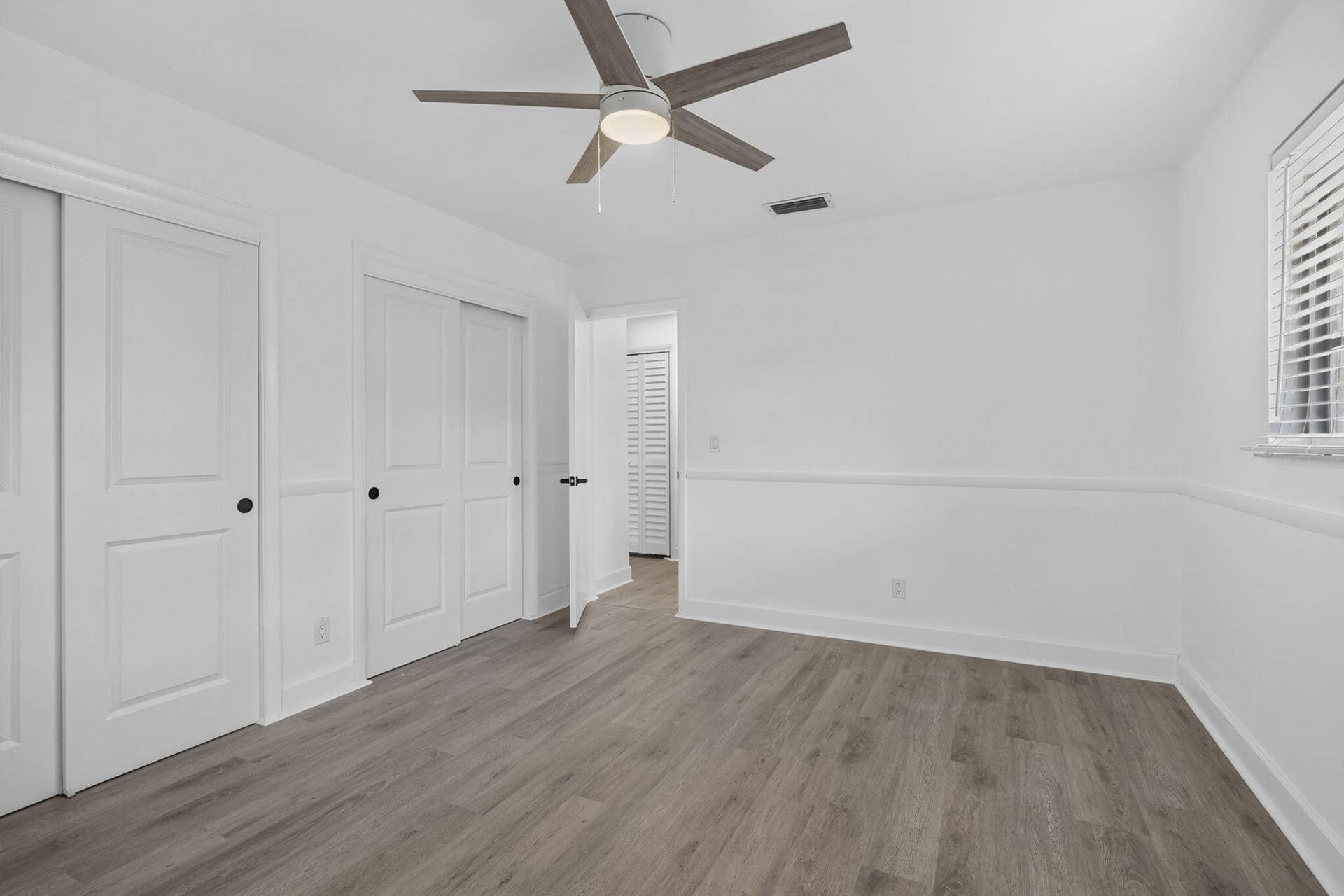 405 SOUTHWIND Drive, #4, North Palm Beach, FL 33408 030-BS1A4202