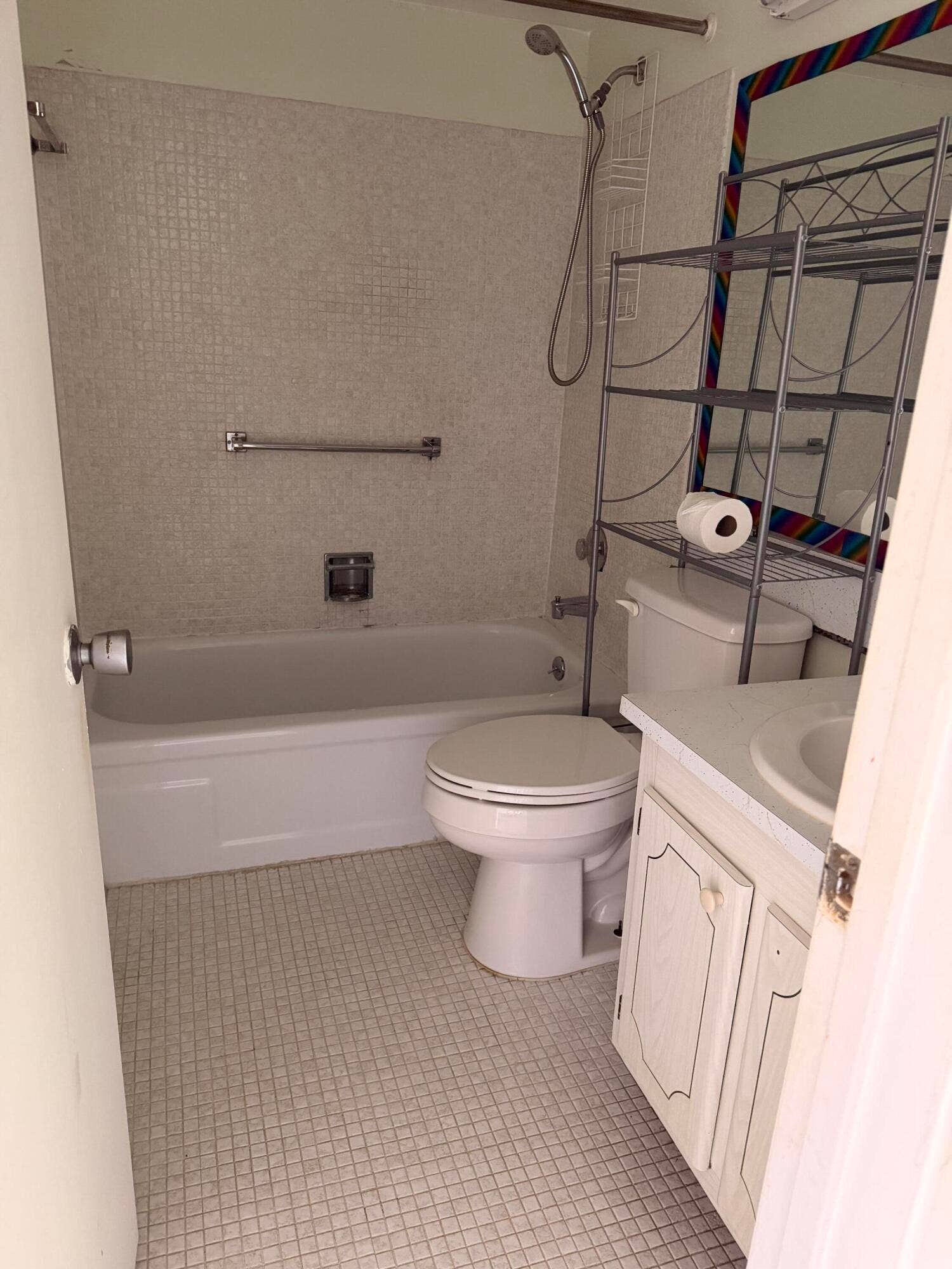 99 Andover, #D, West Palm Beach, FL 33417 Bathroom