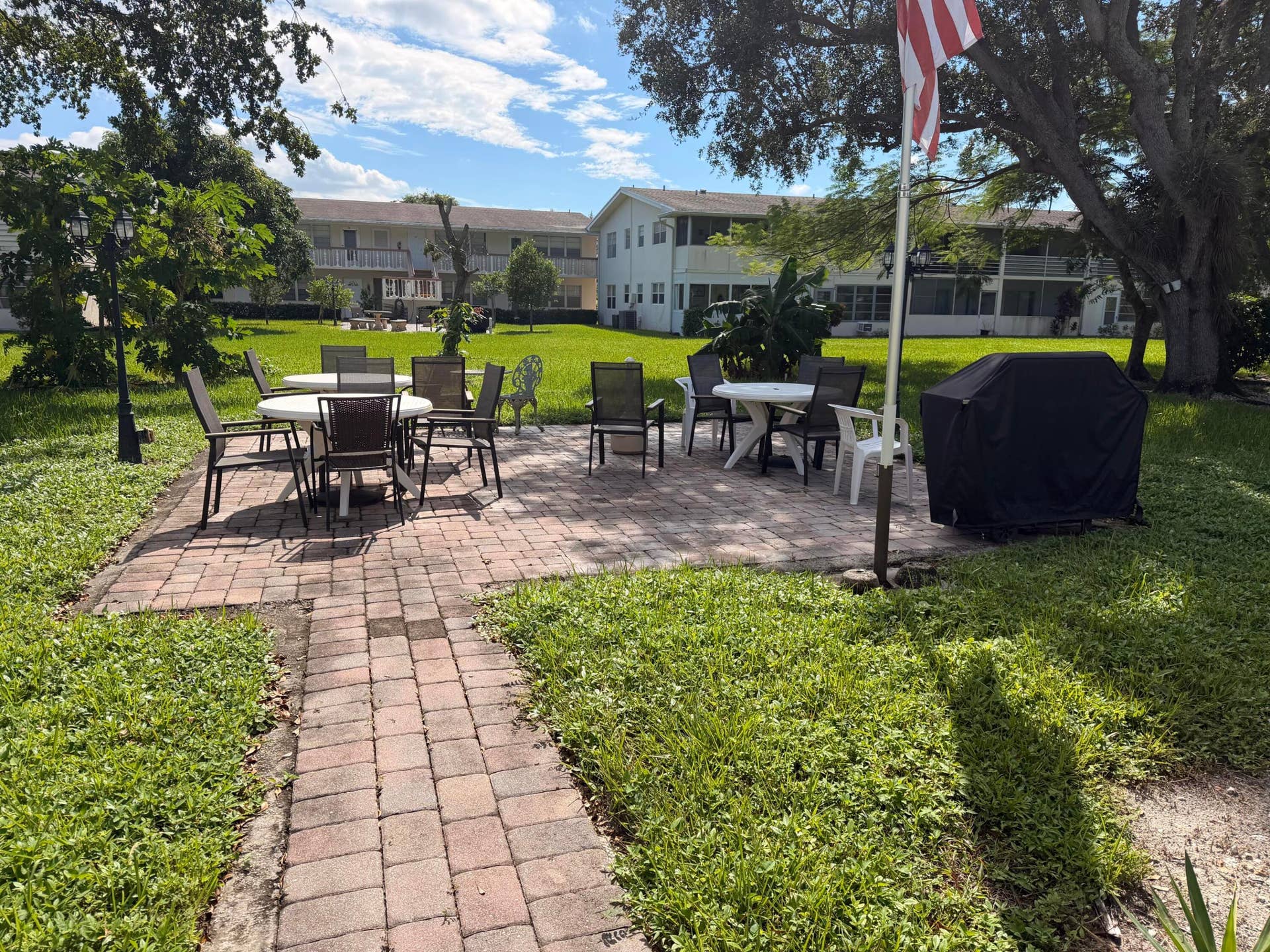 99 Andover, #D, West Palm Beach, FL 33417 Courtyard
