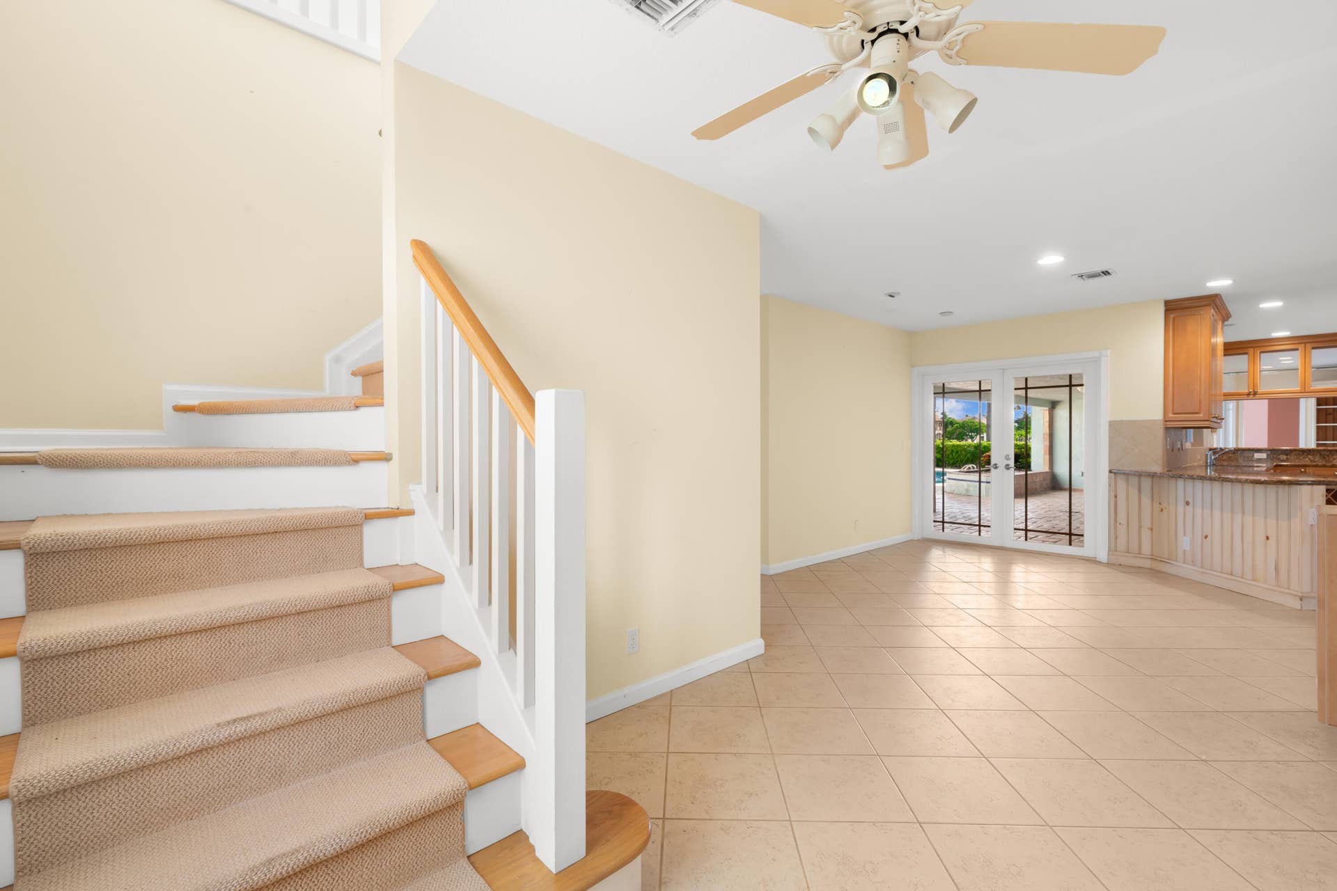2651 NE 43RD Street, Lighthouse Point, FL 33064 Staircase