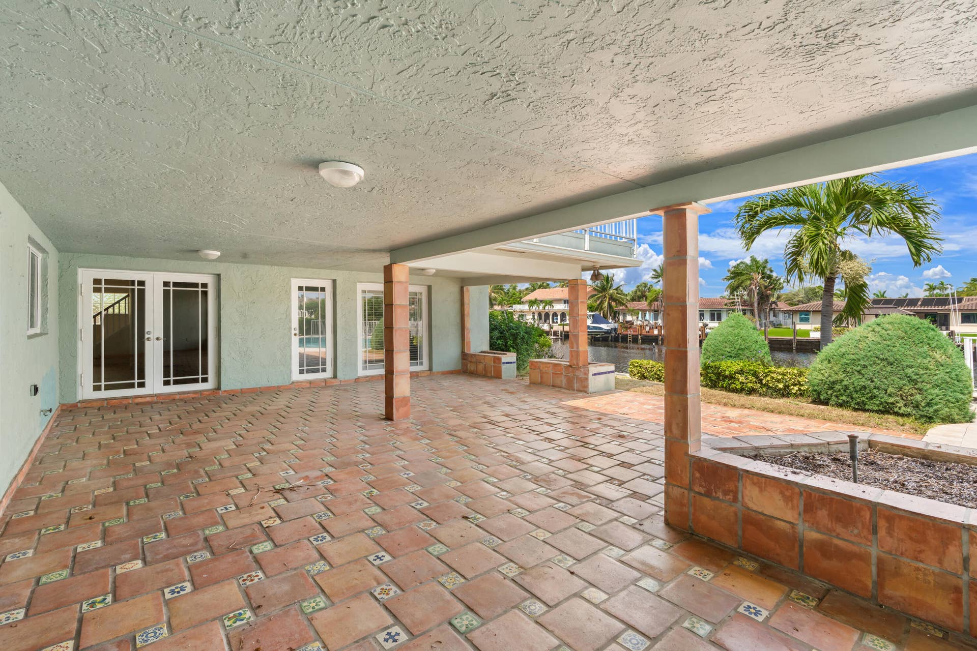 2651 NE 43RD Street, Lighthouse Point, FL 33064 Covered Patio