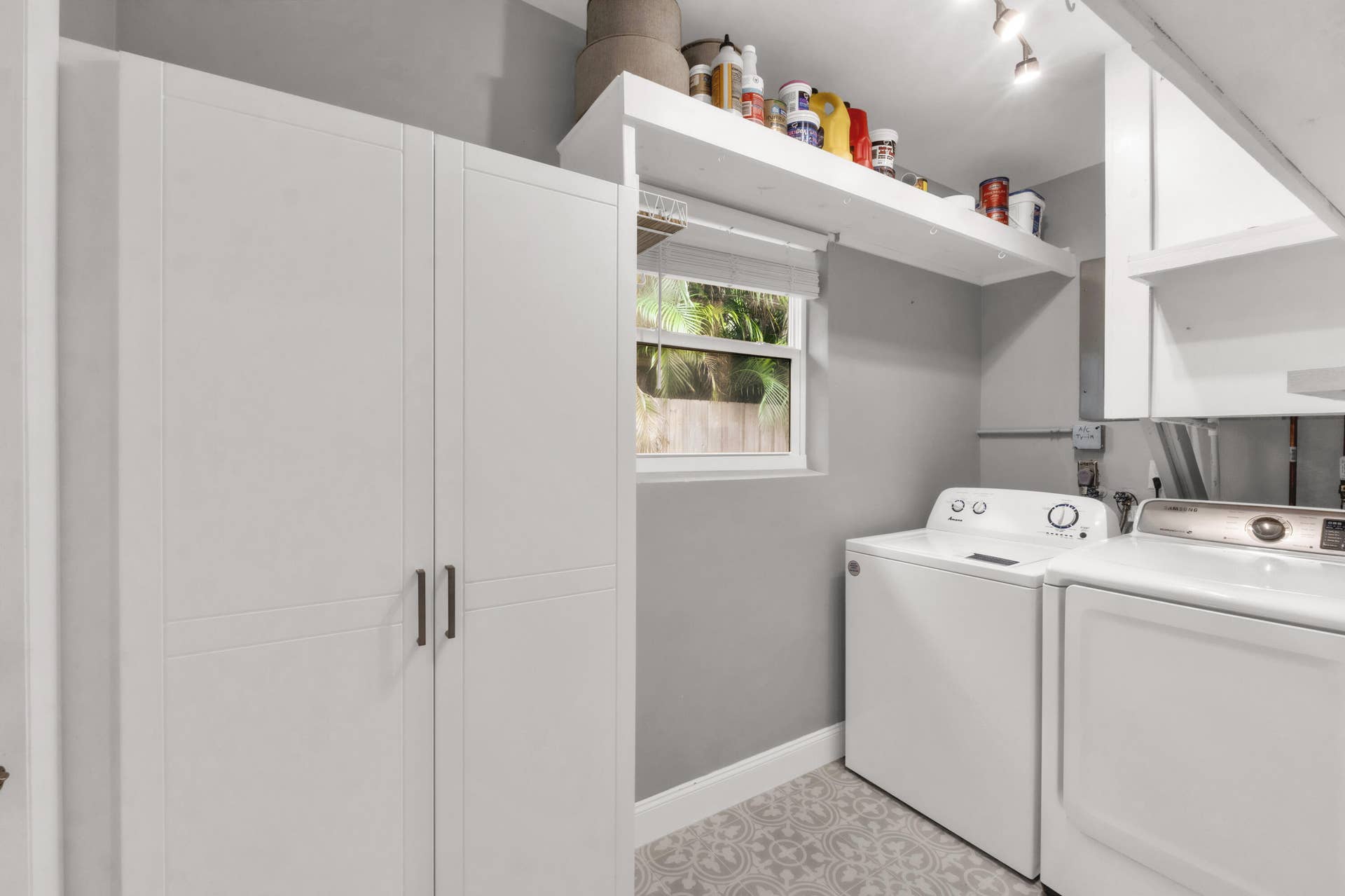 731 NE 49TH Street, Oakland Park, FL 33334 731 NE 49th St-22