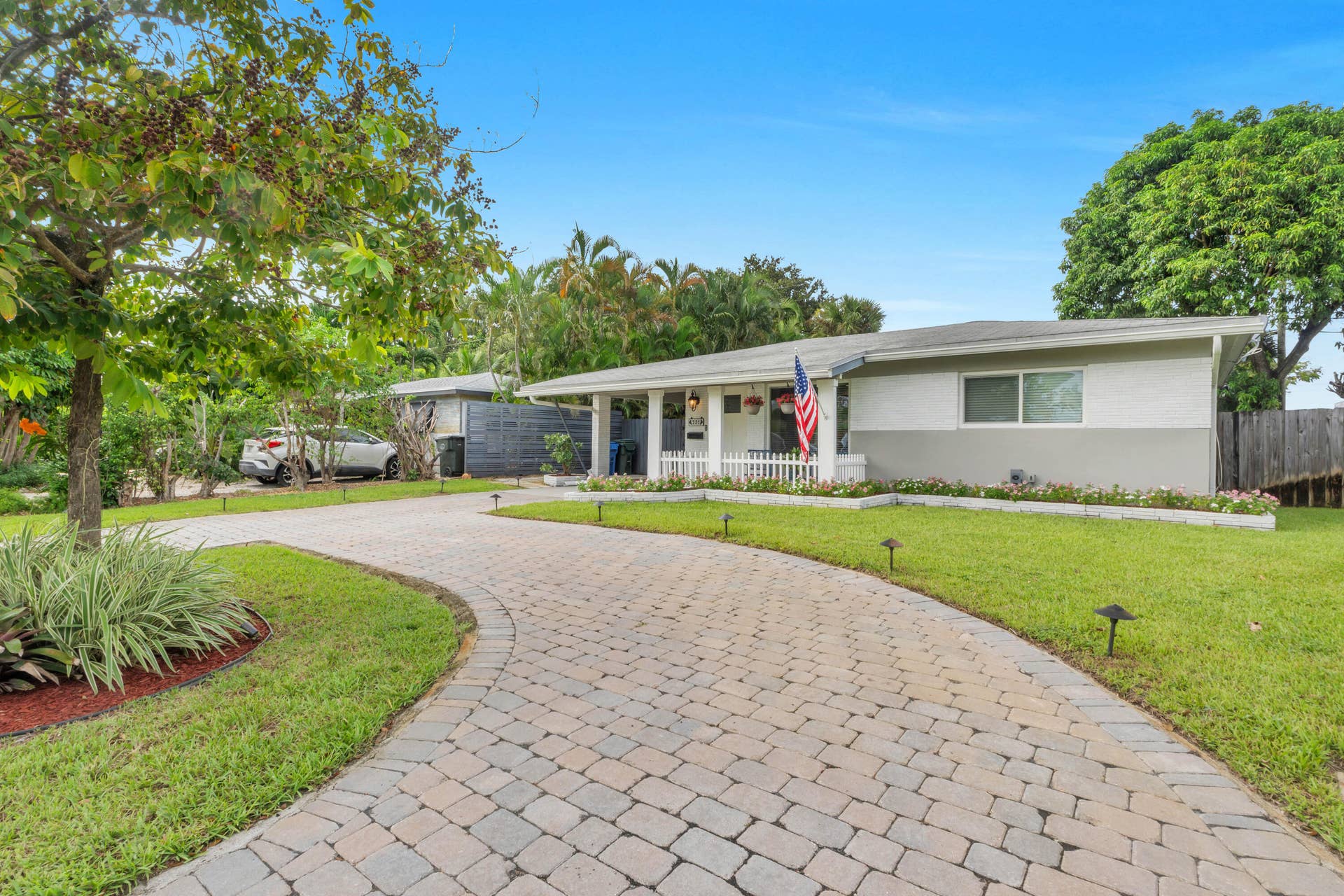731 NE 49TH Street, Oakland Park, FL 33334 731 NE 49th St-14
