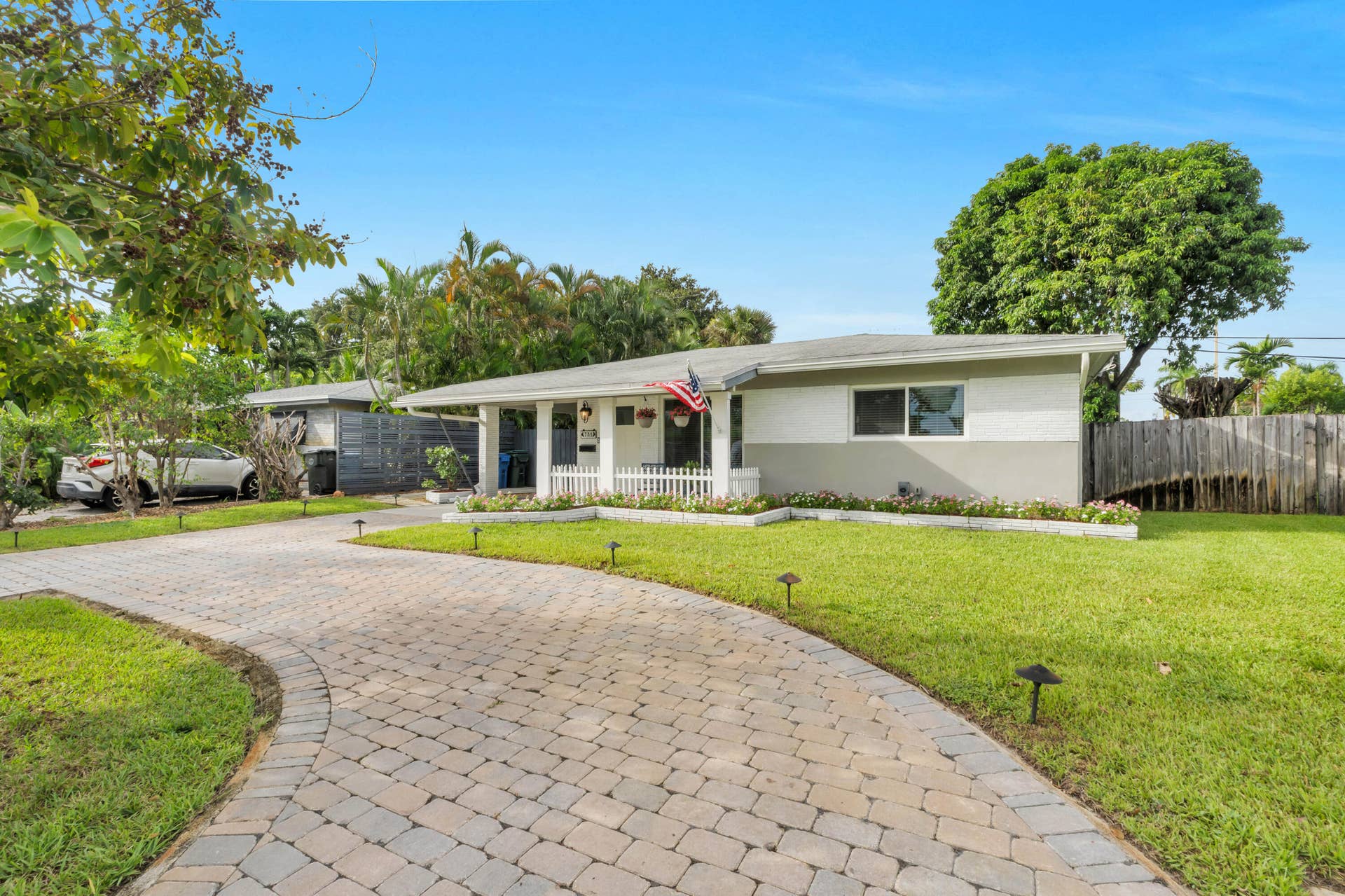 731 NE 49TH Street, Oakland Park, FL 33334 731 NE 49th St-9