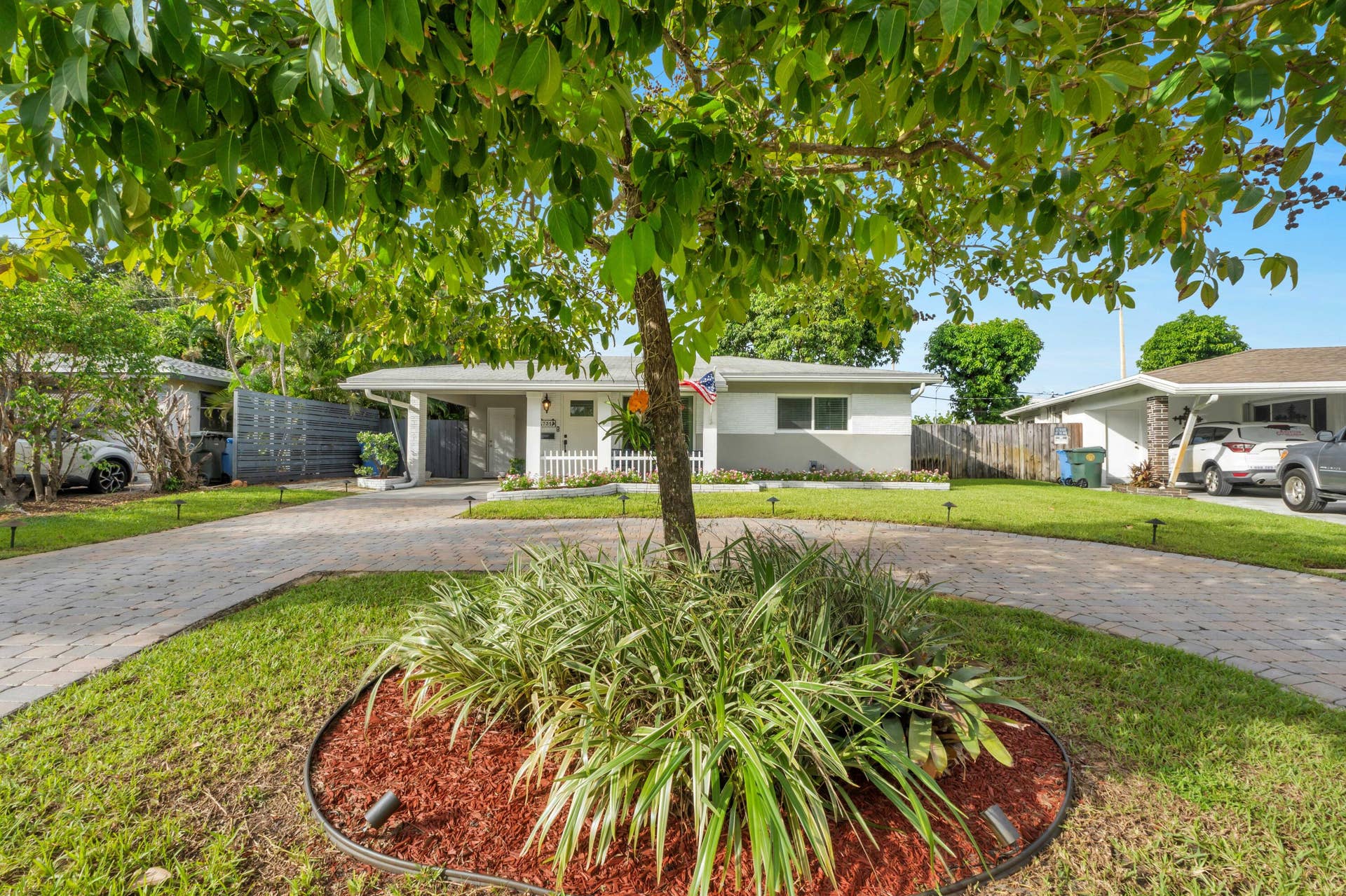 731 NE 49TH Street, Oakland Park, FL 33334 731 NE 49th St-7