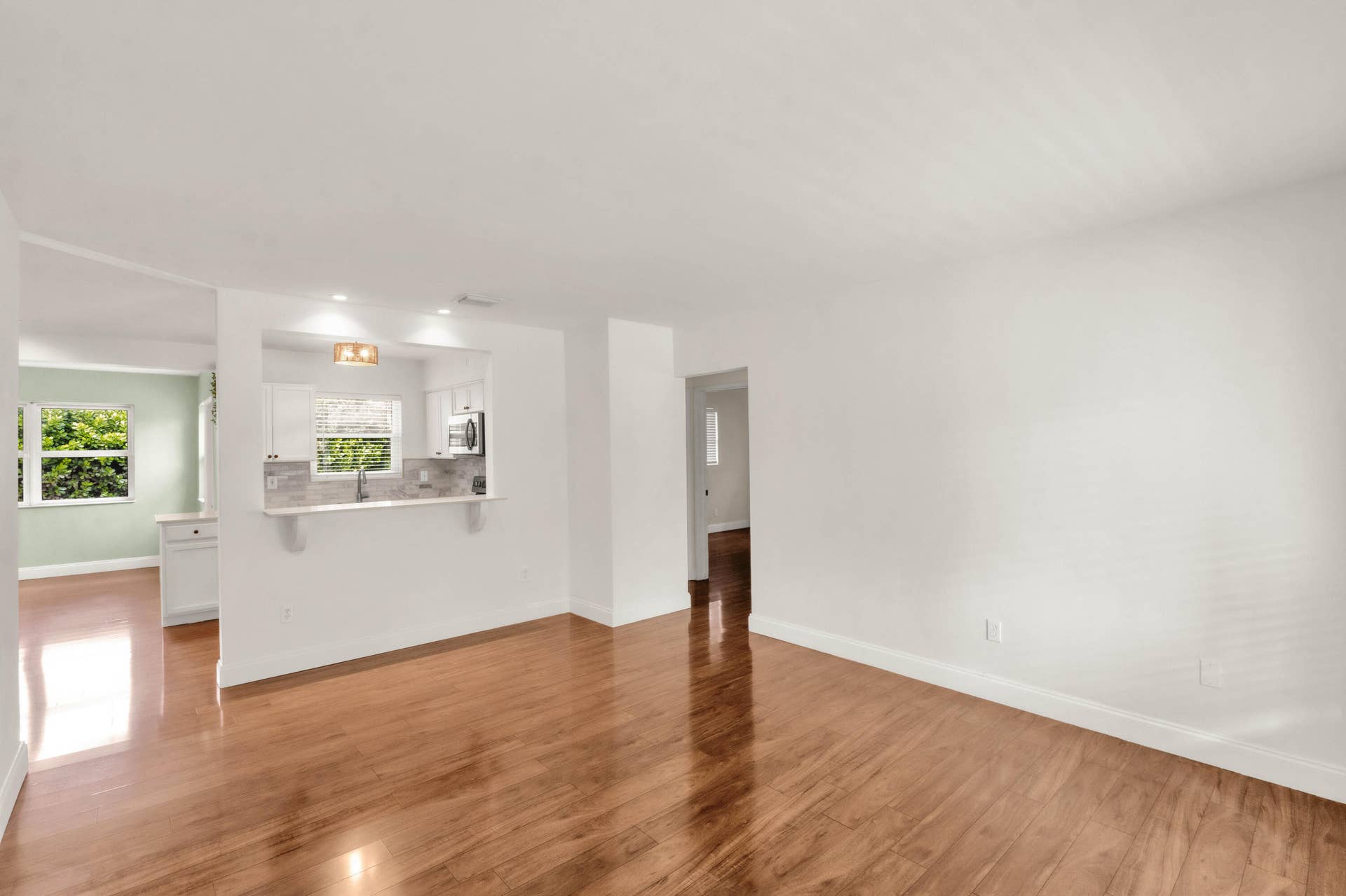 731 NE 49TH Street, Oakland Park, FL 33334 731 NE 49th St-28