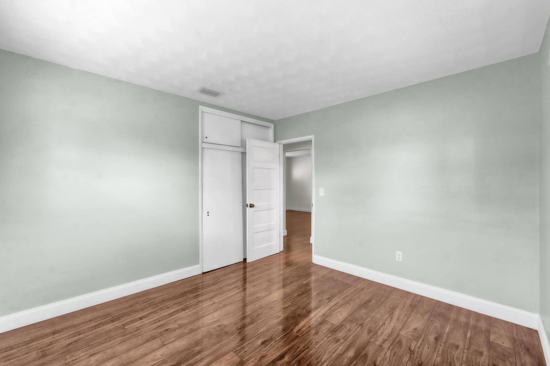 731 NE 49TH Street, Oakland Park, FL 33334 731 NE 49th St-16