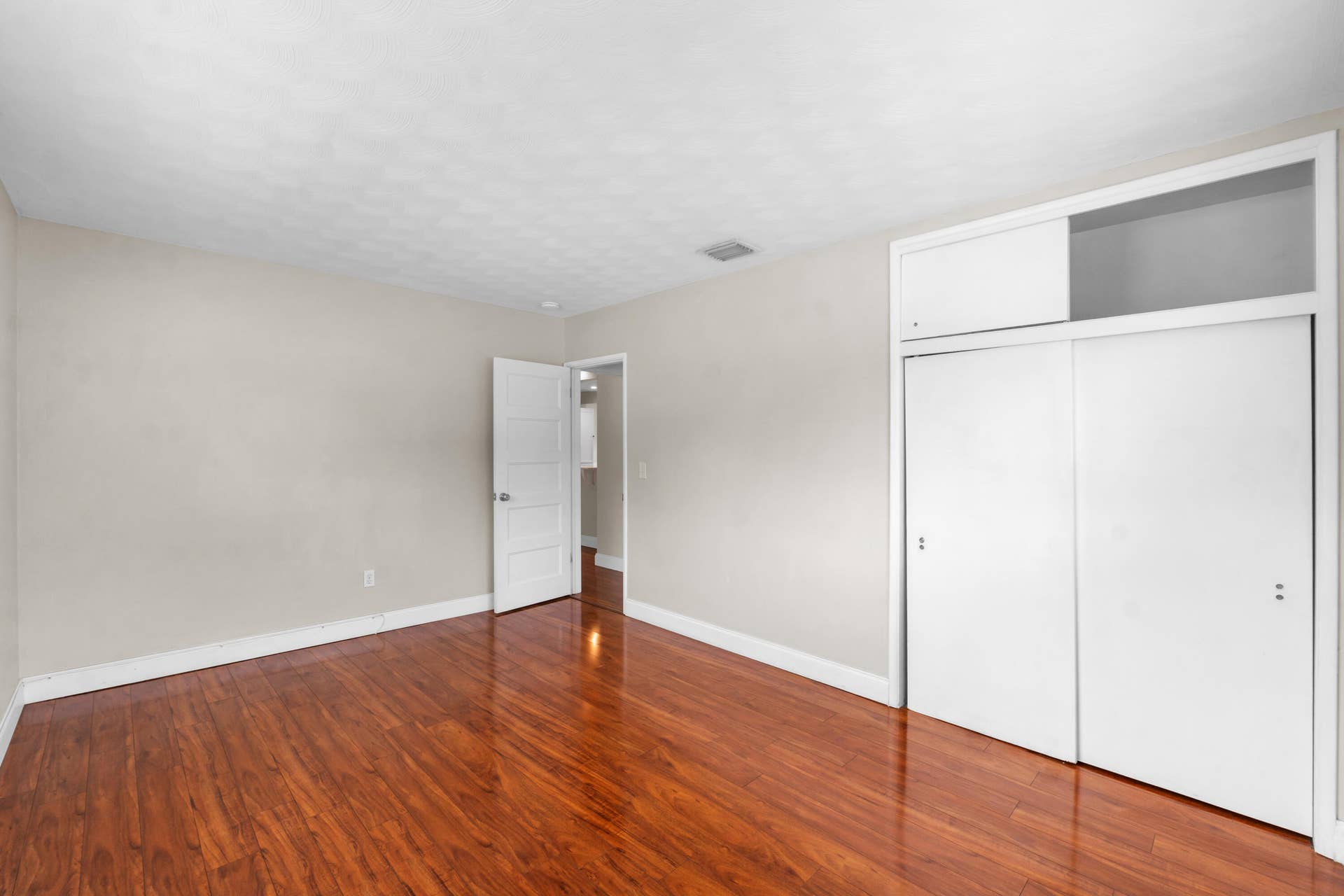 731 NE 49TH Street, Oakland Park, FL 33334 731 NE 49th St-1