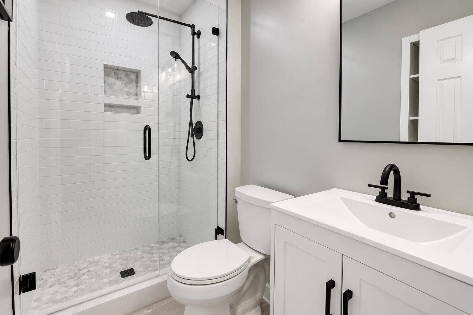 8379 Garden Gate Place, Boca Raton, FL 33433 Modern Minimalist Bathroom Retreat