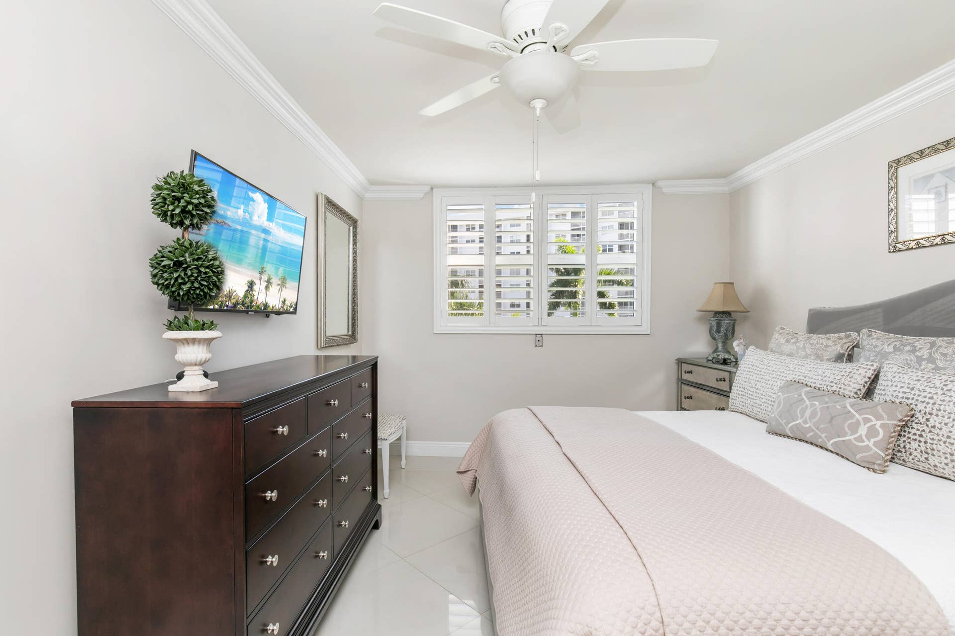 2731 NE 14th Street Causeway, #407, Pompano Beach, FL 33062 1I6A7061