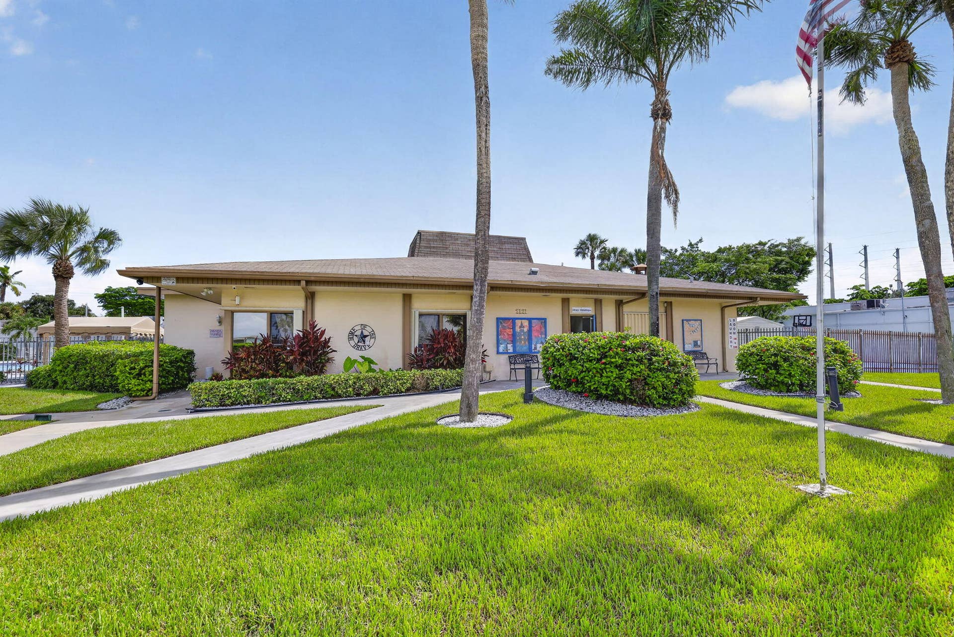 3000 SW 51st Street, Fort Lauderdale, FL 33312 28-web-or-mls-8I8A0672