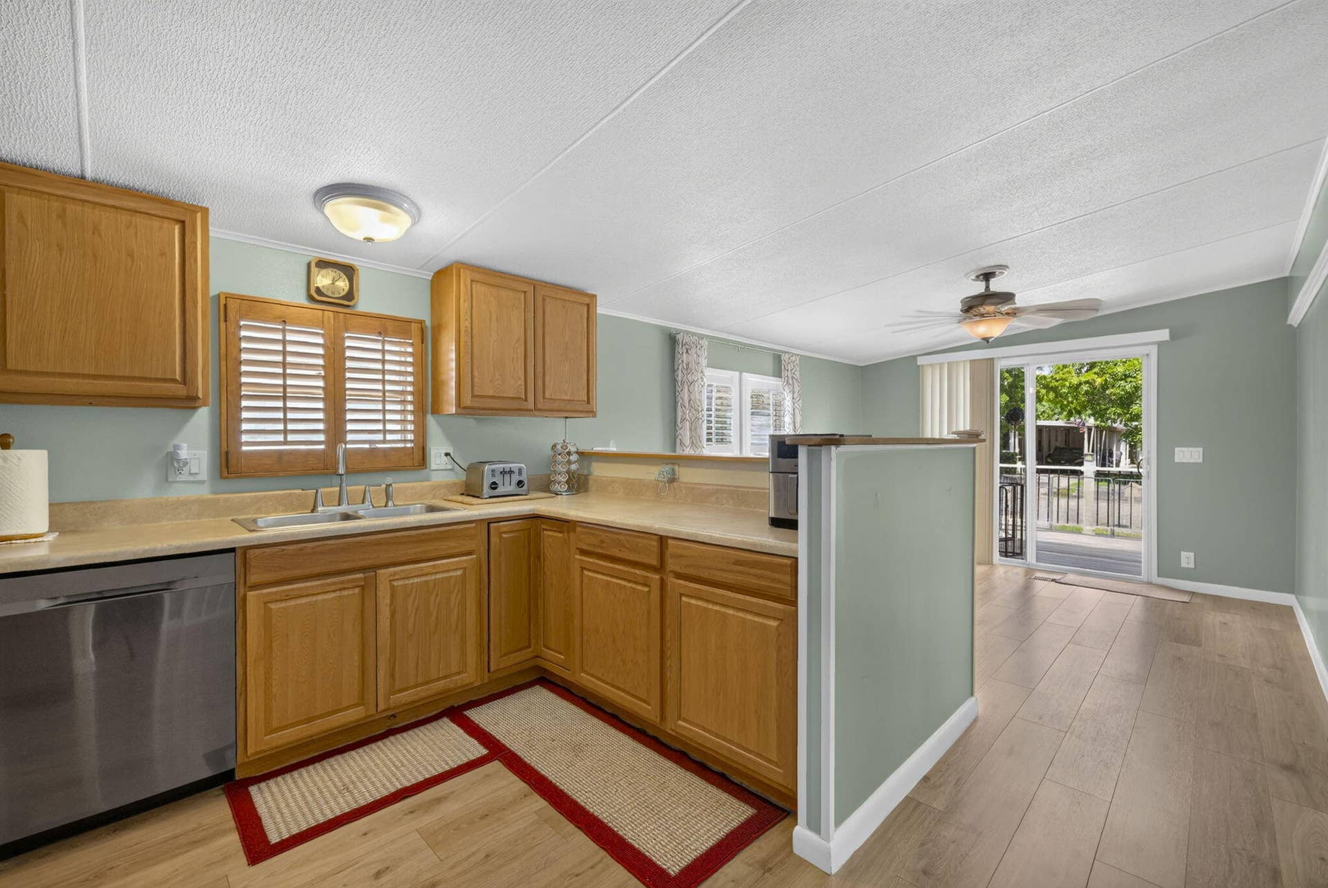 3000 SW 51st Street, Fort Lauderdale, FL 33312 8-web-or-mls-8I8A0562