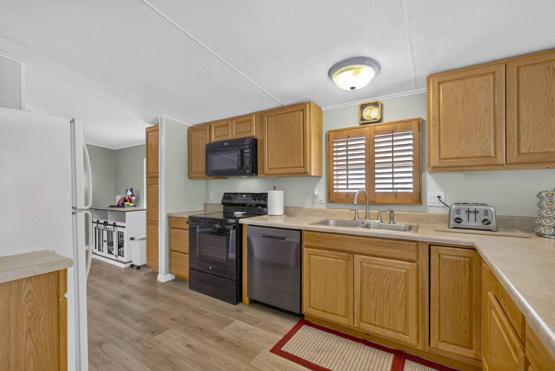 3000 SW 51st Street, Fort Lauderdale, FL 33312 10-web-or-mls-8I8A0537