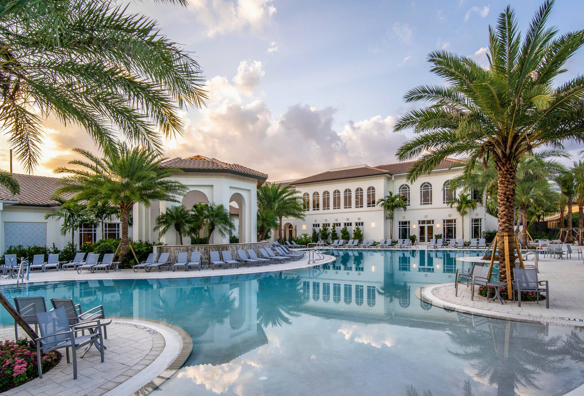 16137 Villa Vizcaya Place, Delray Beach, FL 33446 01Lifestyle Complex Pool