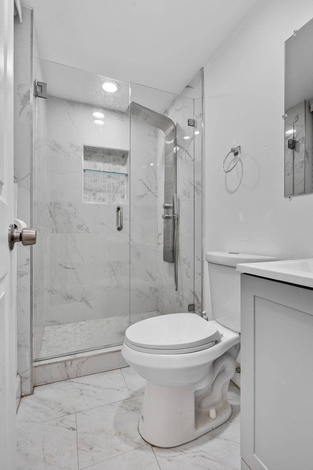 291 SW 60TH Avenue, Plantation, FL 33317 Efficiency #1