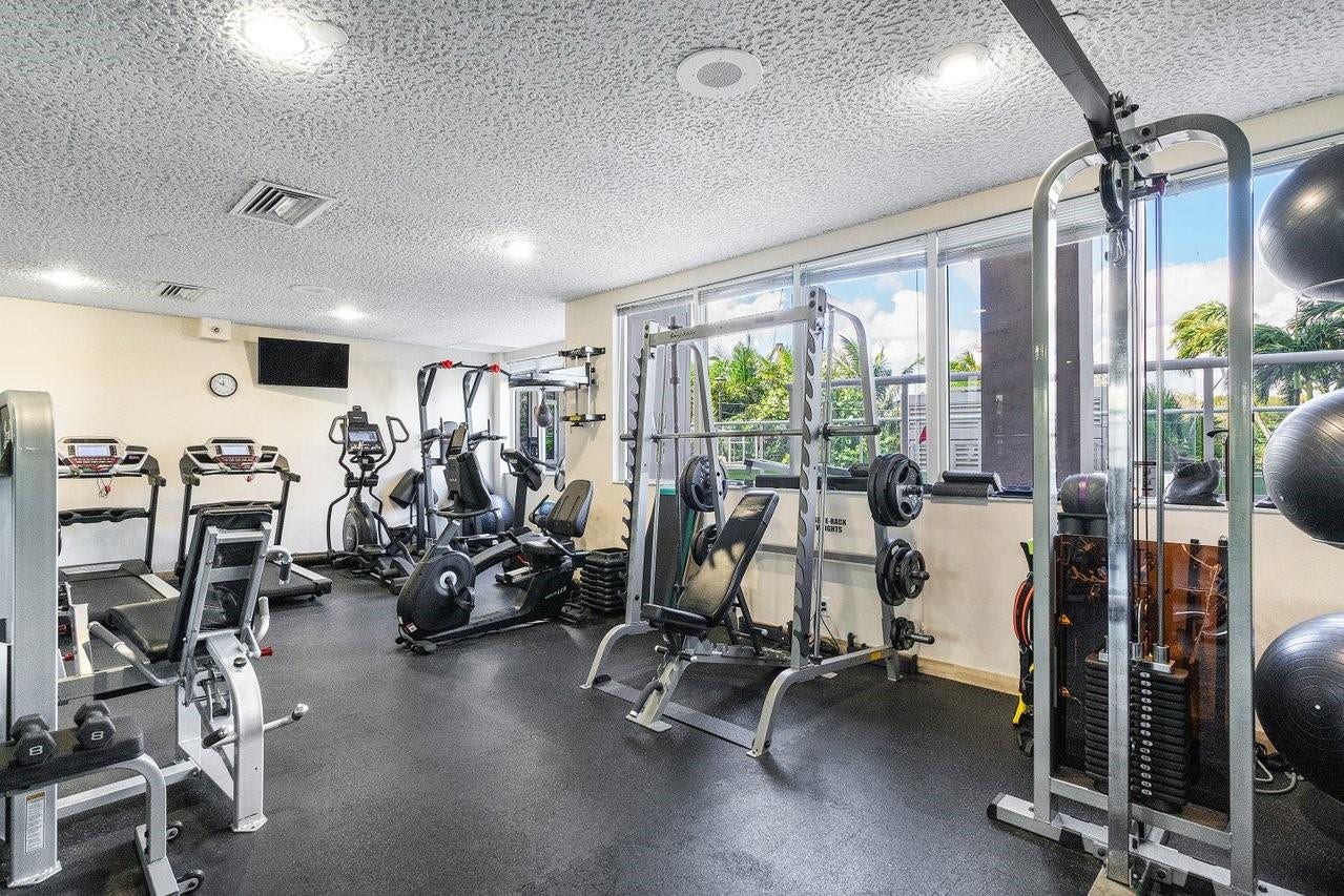 3000 HOLIDAY Drive, #1605, Fort Lauderdale, Fort Lauderdale, FL 33316 Photo 24