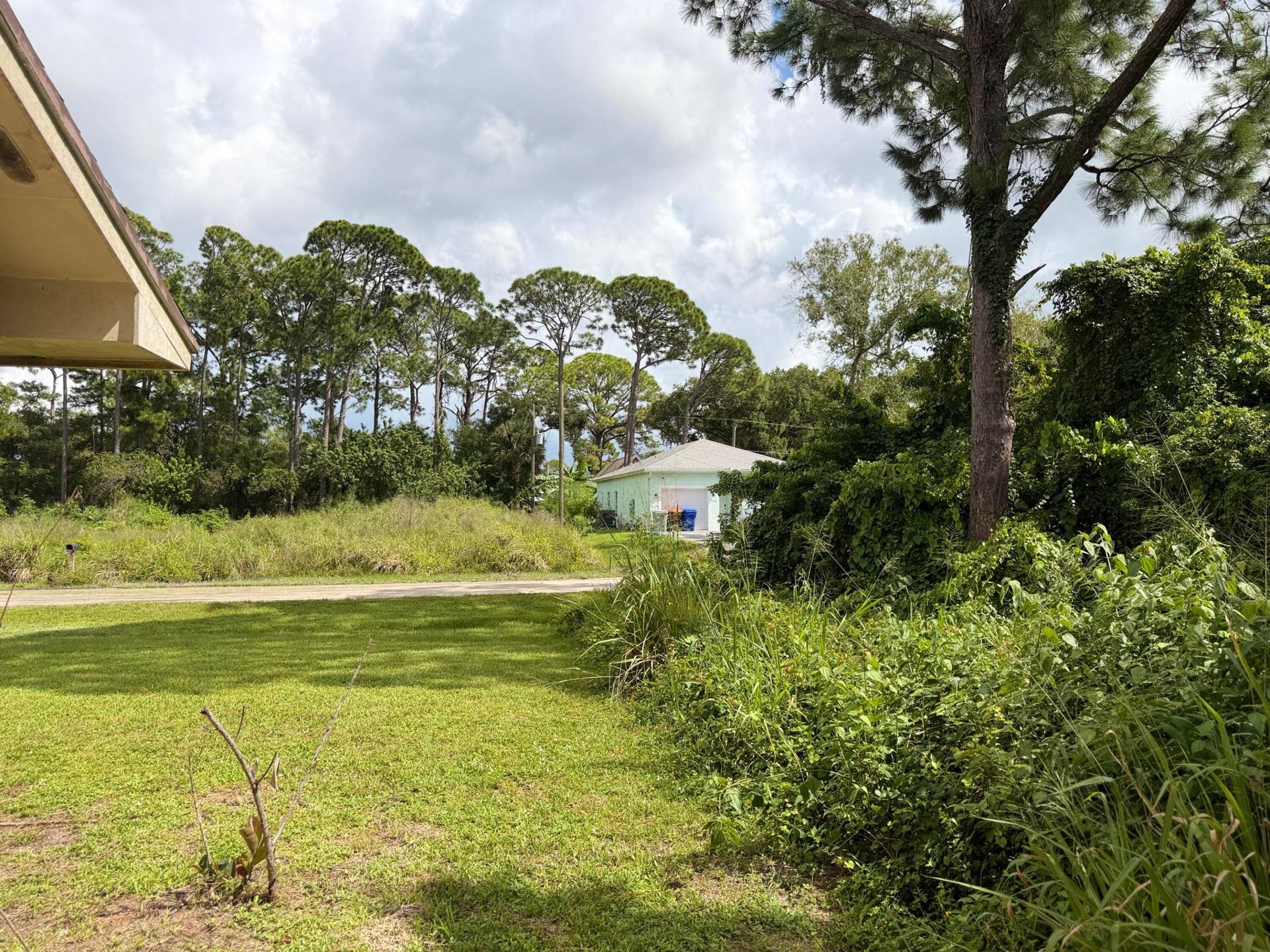1306 26th Avenue SW, Vero Beach, FL 32962 7093
