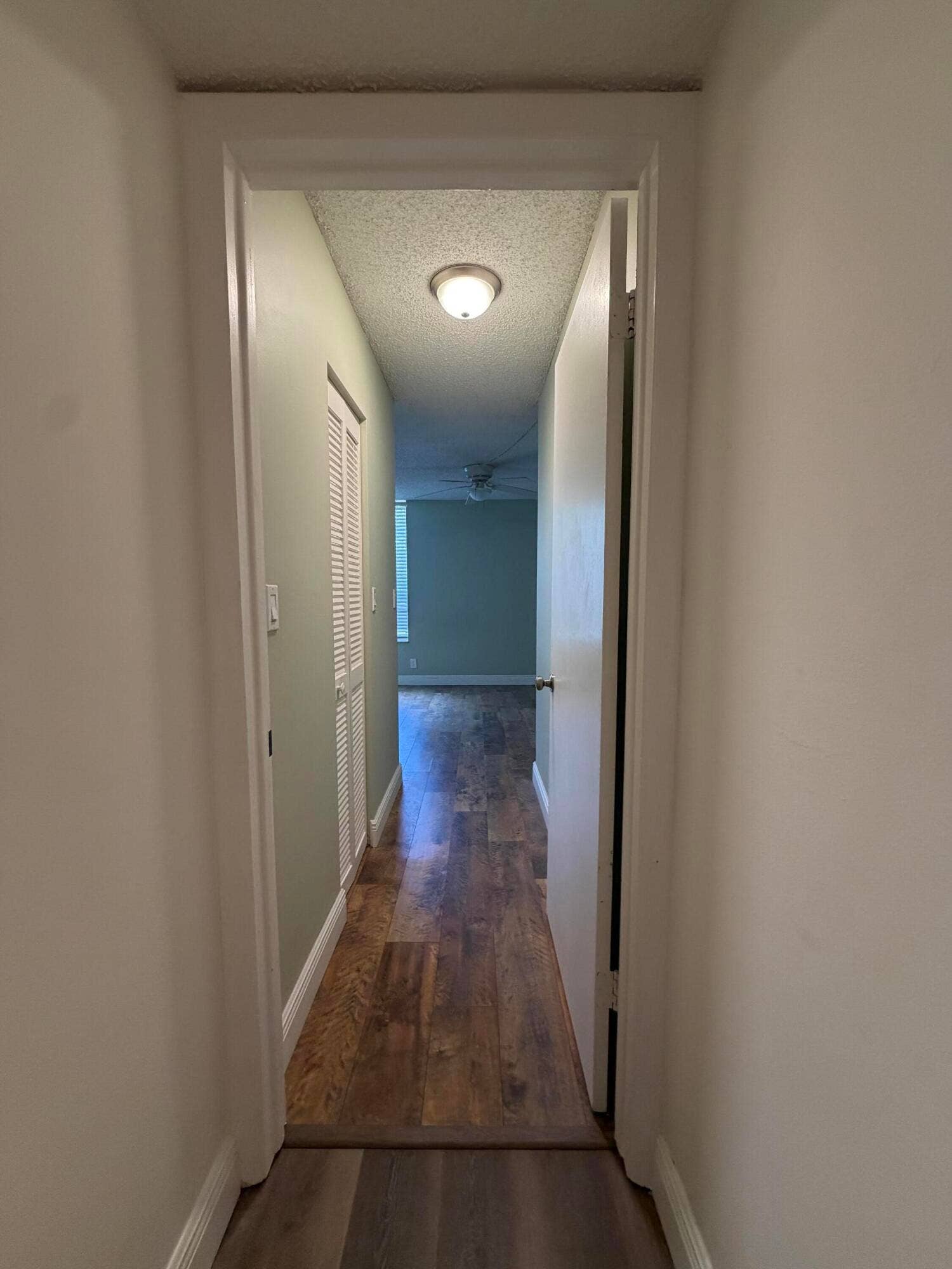 7173 ORANGE Drive, #220B, Davie, Davie, FL 33314 HALLWAY TO PRIMARY