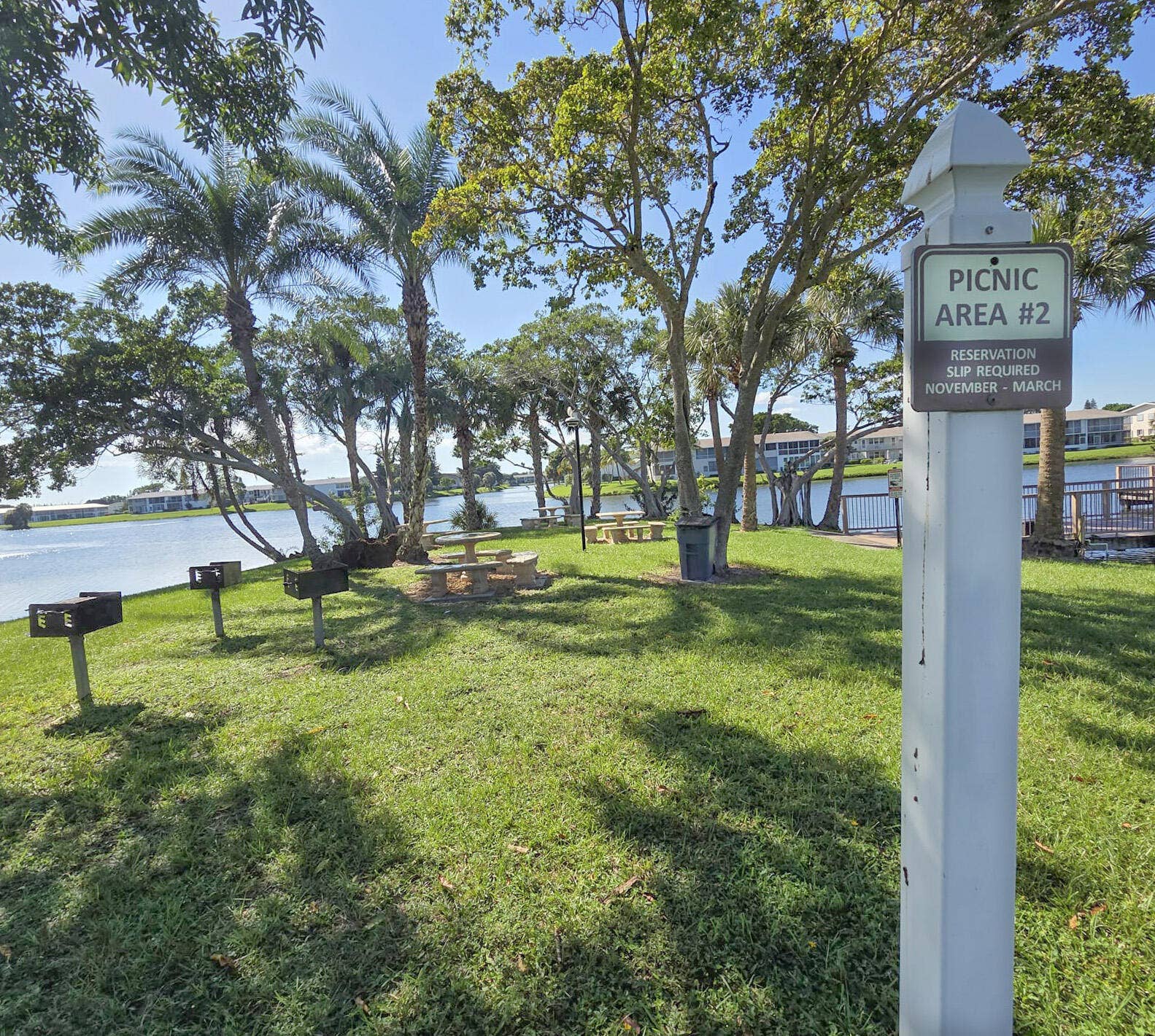 327 Chatham Chatham P, #327, West Palm Beach, FL 33417 PICNIC AREA