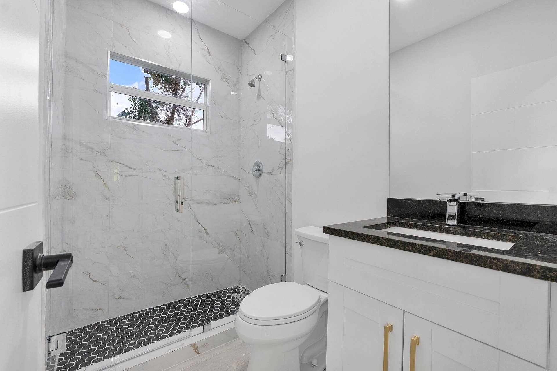 216 NE 23RD Avenue, Pompano Beach, FL 33062 216 Ne 23rd Ave_036