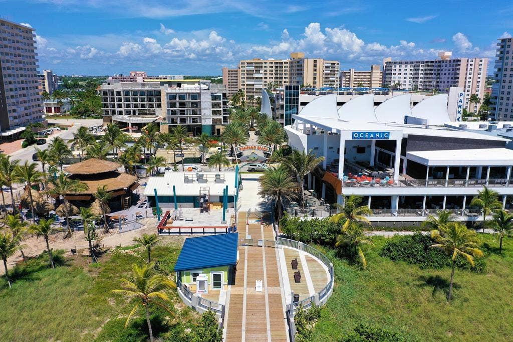 216 NE 23RD Avenue, Pompano Beach, FL 33062 GetMedia-145.ashx