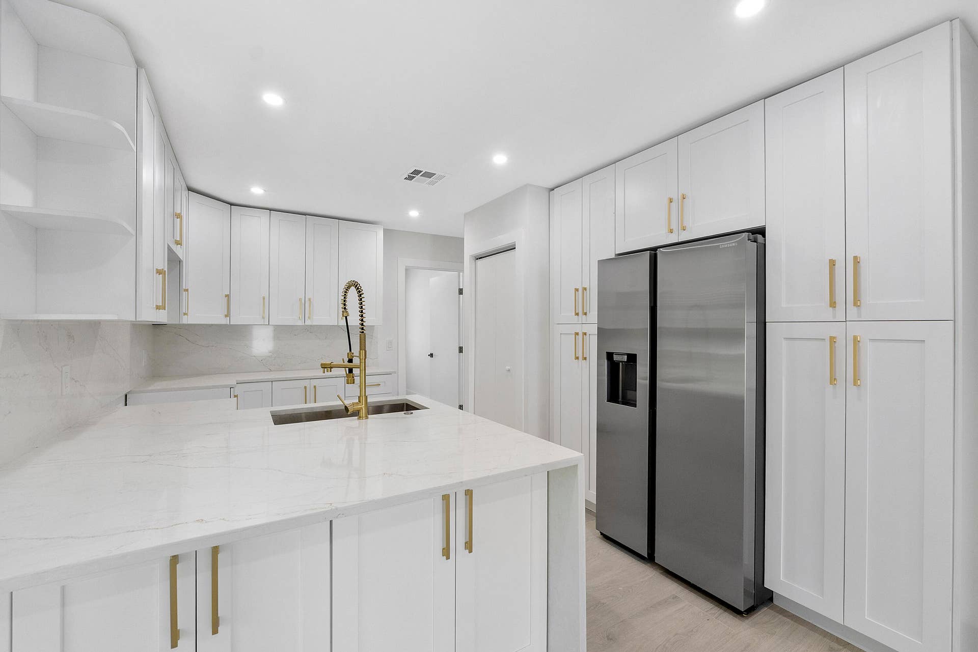 216 NE 23RD Avenue, Pompano Beach, FL 33062 216 Ne 23rd Ave_031