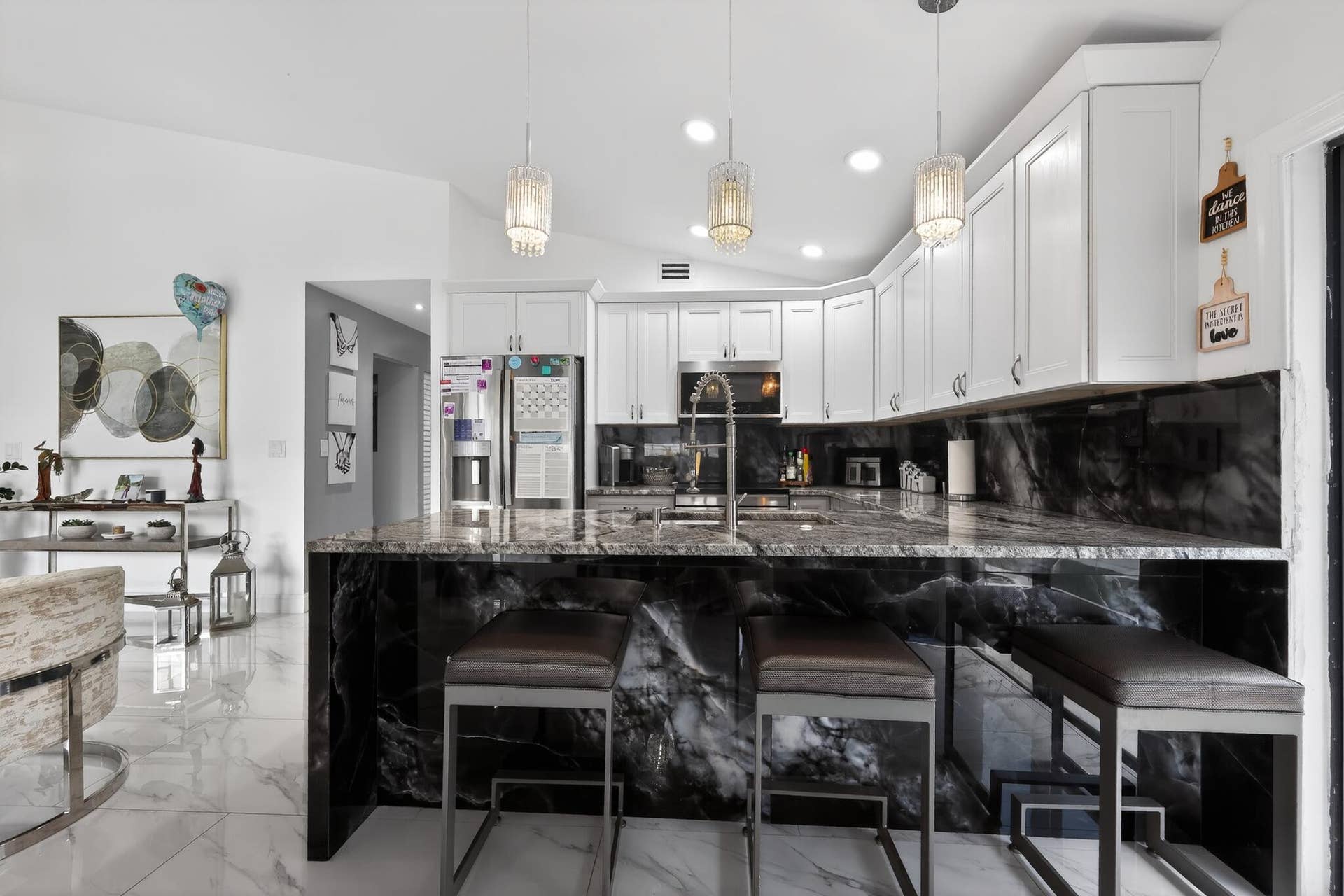 11423 WHISPER SOUND Drive, Boca Raton, FL 33428 19_11423_Whisper_Sound_Dr-Kitchen-0100