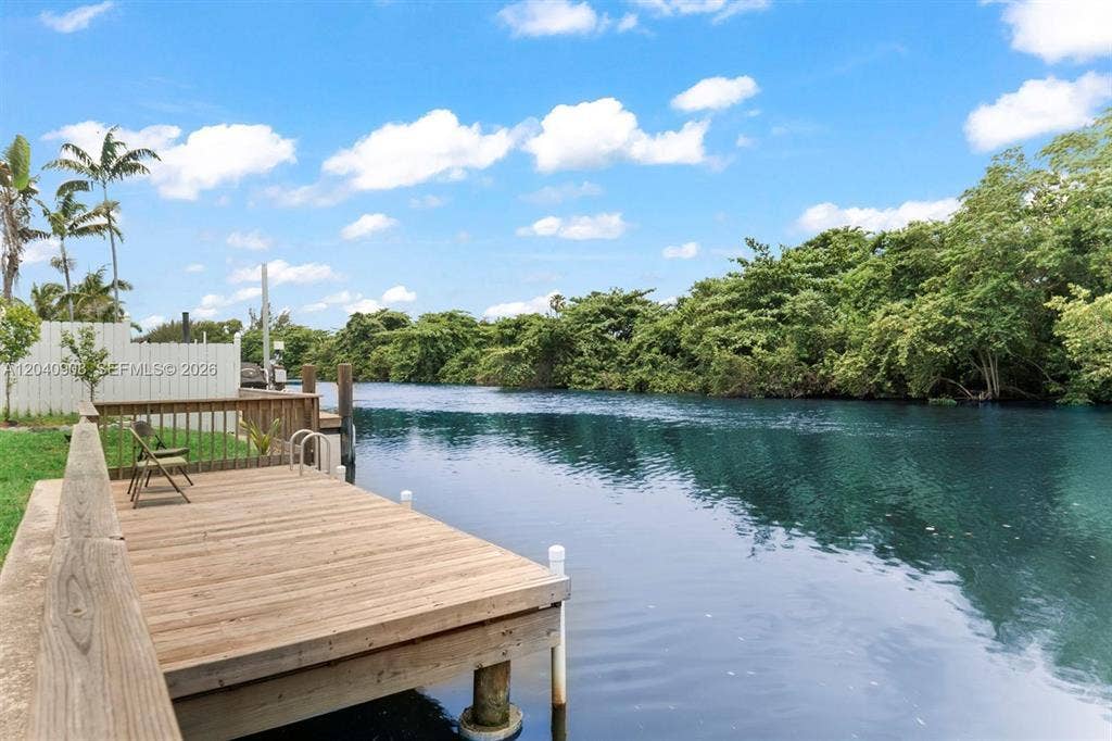 3040 SW 44TH Court, Dania Beach, FL 33312 GetMedia (38)