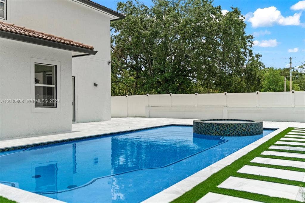 3040 SW 44TH Court, Dania Beach, FL 33312 GetMedia (8)
