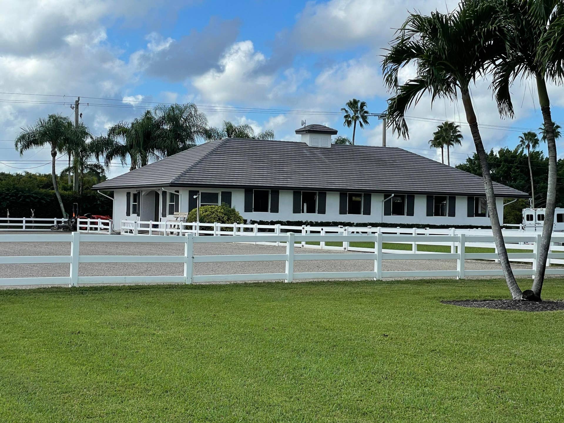 14168 Belmont Lane, Wellington, FL 33414 Barm exterior 1