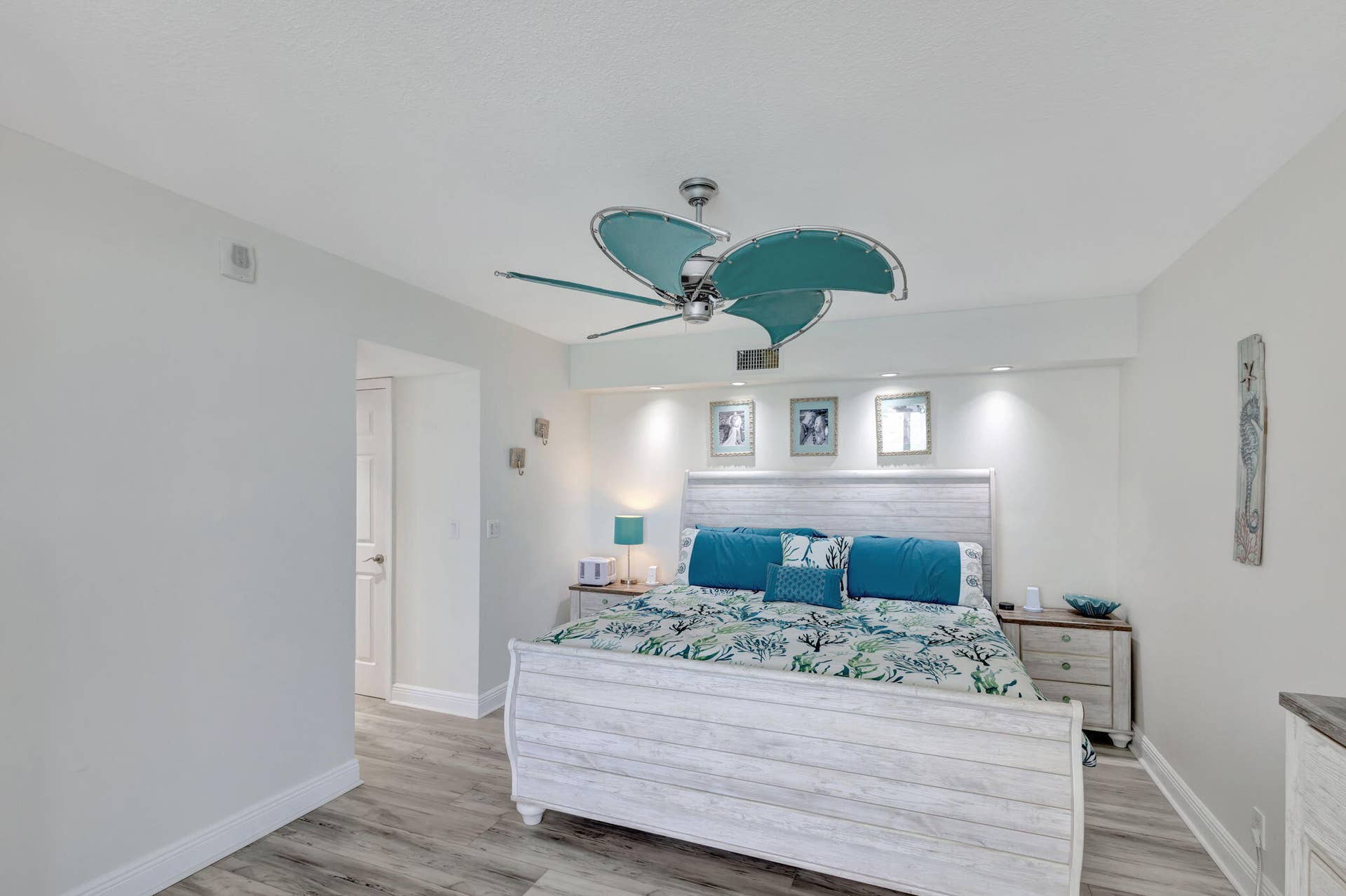 5420 N Ocean Drive, #1401, Singer Island, FL 33404 5420 N Ocean Drive 1401