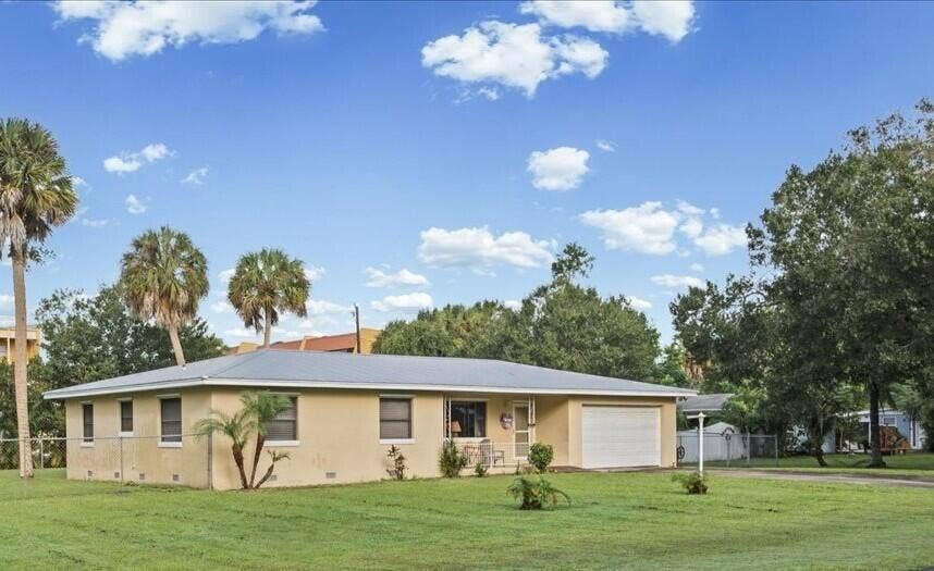 Property photo for 1855 39th Avenue, Vero Beach, FL