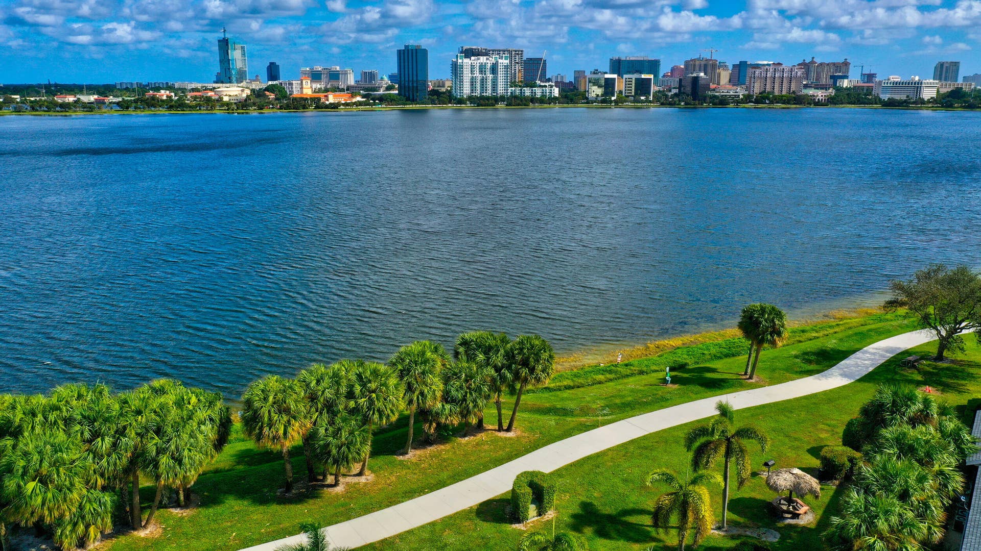 718 EXECUTIVE CENTER Drive, #36, West Palm Beach, FL 33401 IMG_6464