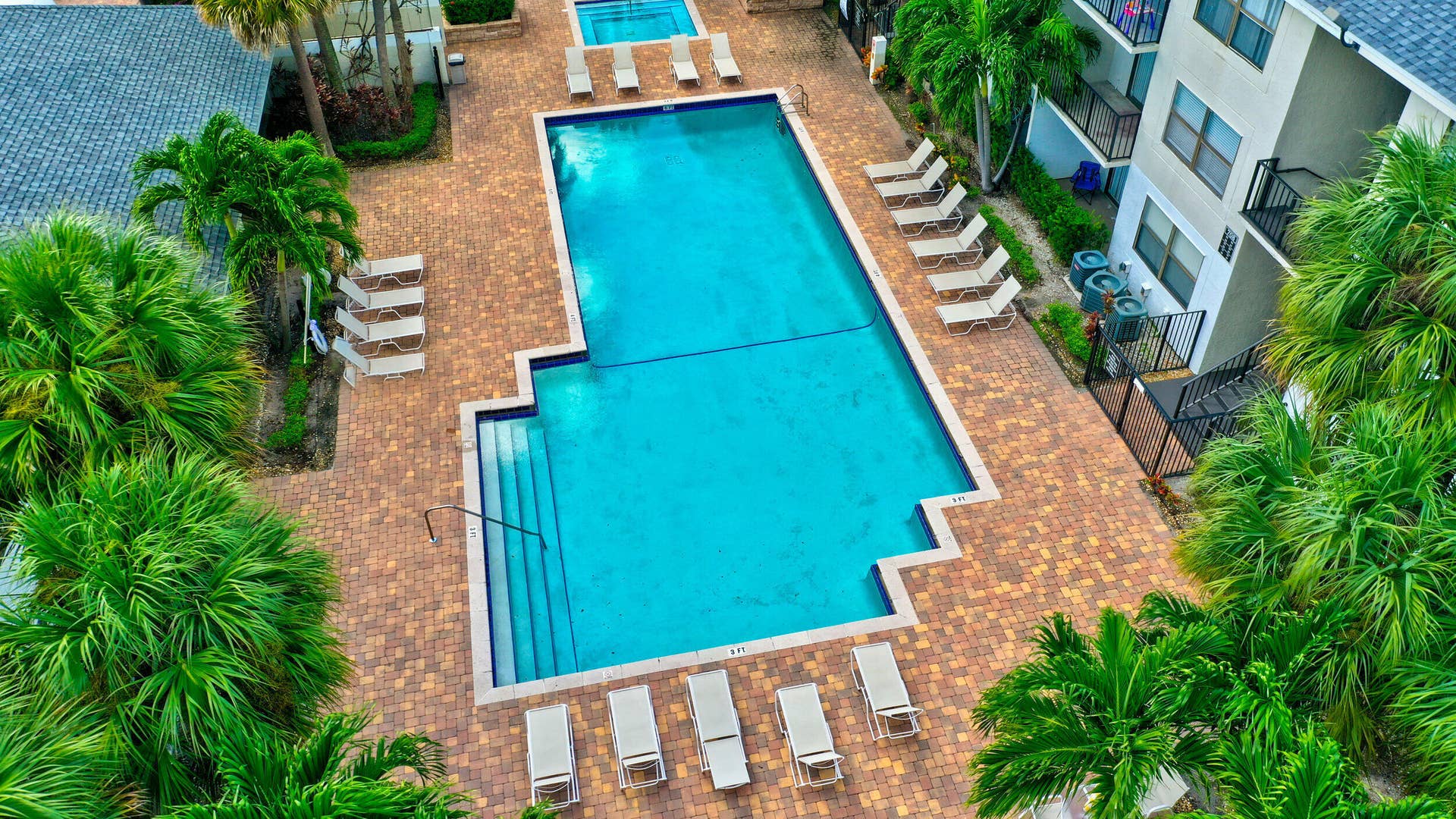 718 EXECUTIVE CENTER Drive, #36, West Palm Beach, FL 33401 IMG_6465