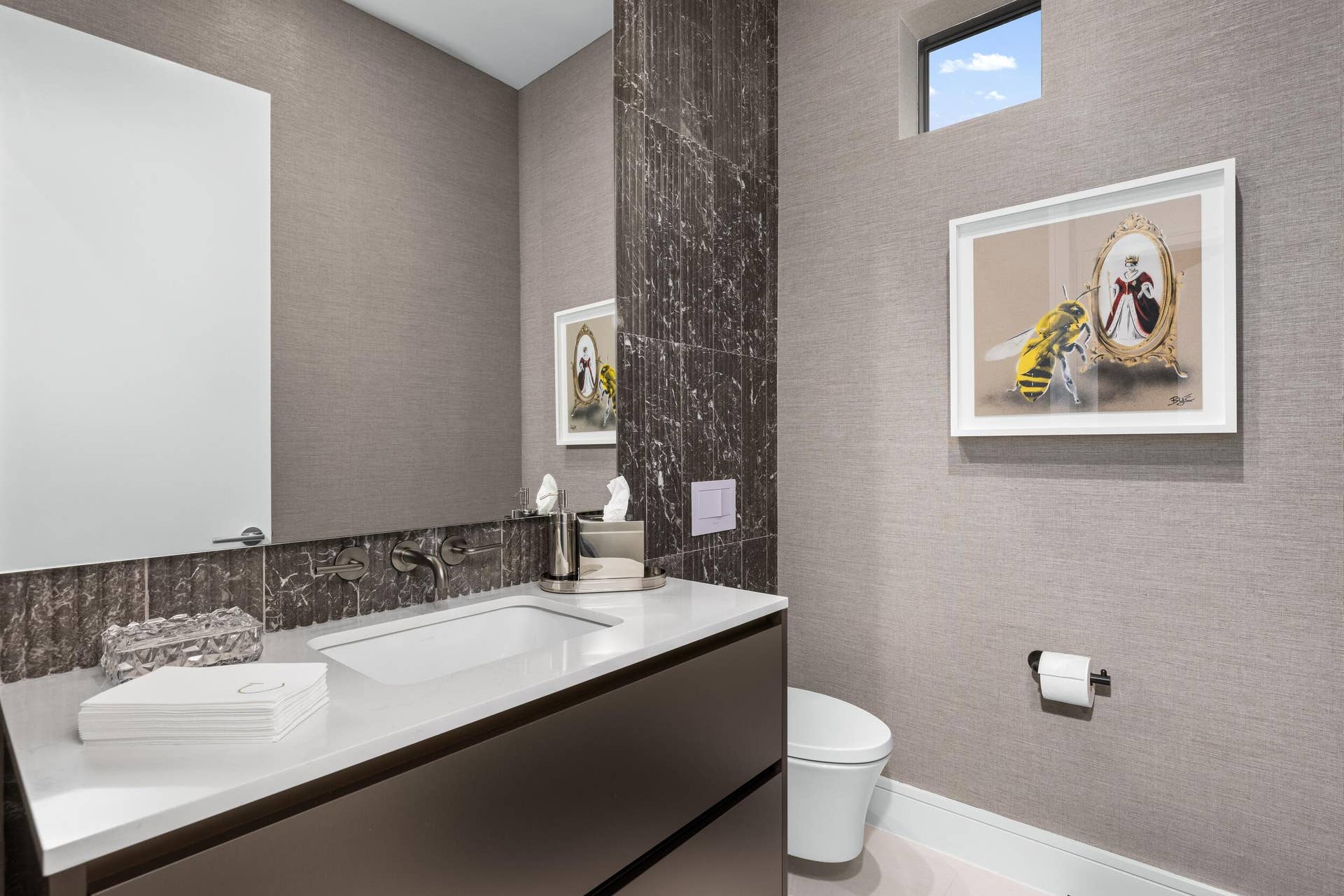 10409 BERNINA Drive, Palm Beach Gardens, FL 33412 Powder Room 1
