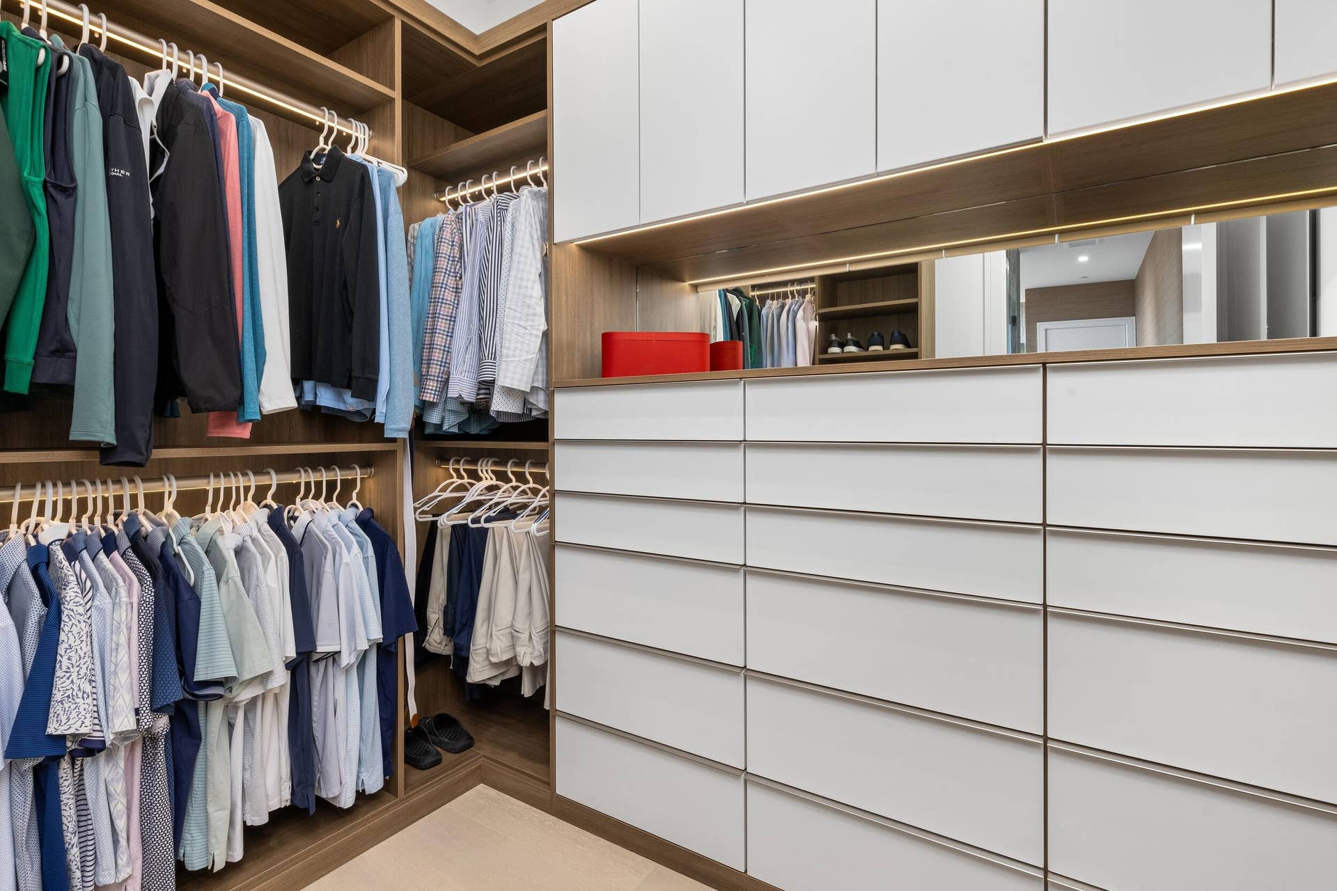 10409 BERNINA Drive, Palm Beach Gardens, FL 33412 Master Closet 2