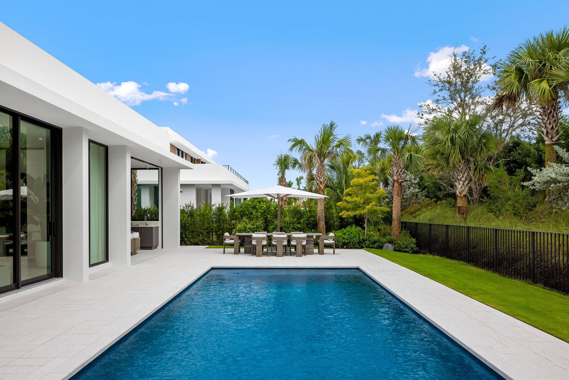 10409 BERNINA Drive, Palm Beach Gardens, FL 33412 Pool 3
