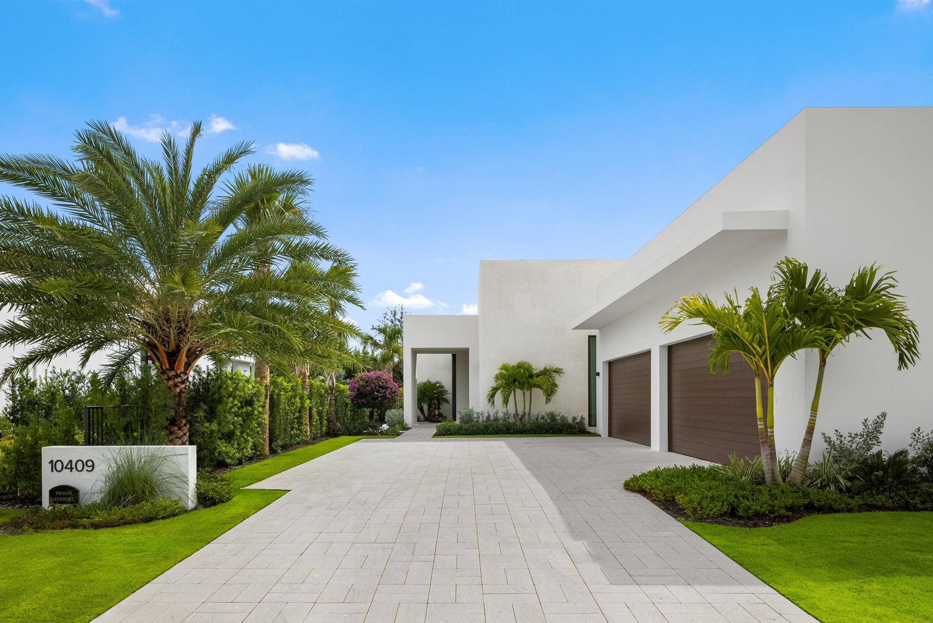 10409 BERNINA Drive, Palm Beach Gardens, FL 33412 Front 5