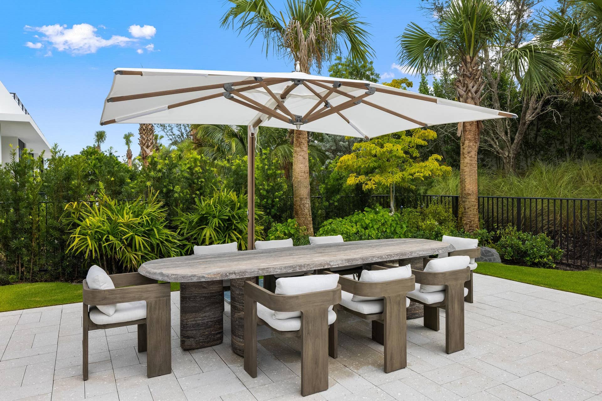10409 BERNINA Drive, Palm Beach Gardens, FL 33412 Patio 5