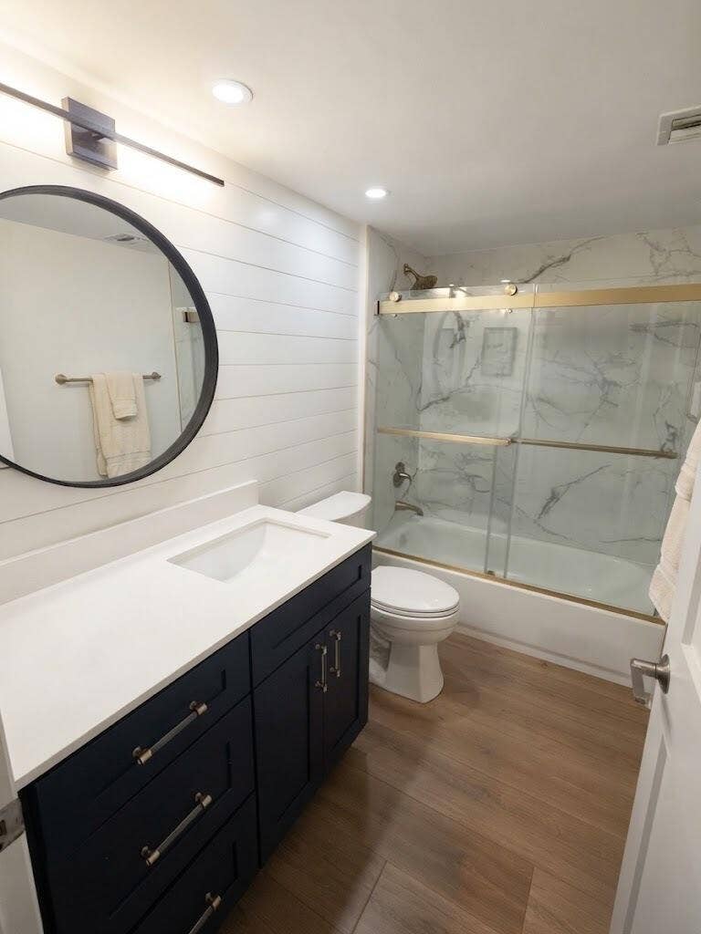 101 OCEAN BLUFFS Boulevard, #206, Jupiter, FL 33477 Guest Bathroom