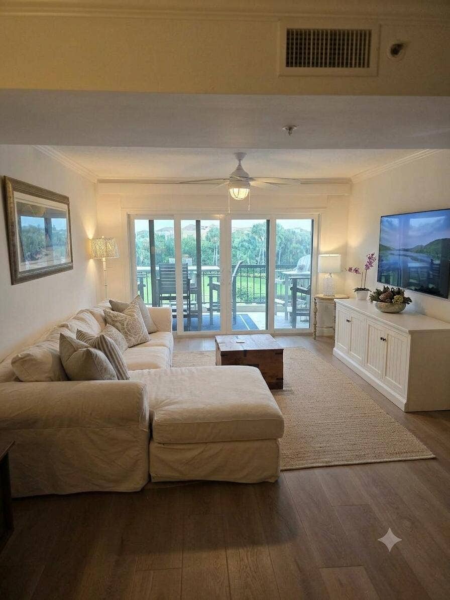 101 OCEAN BLUFFS Boulevard, #206, Jupiter, FL 33477 Family Room 2